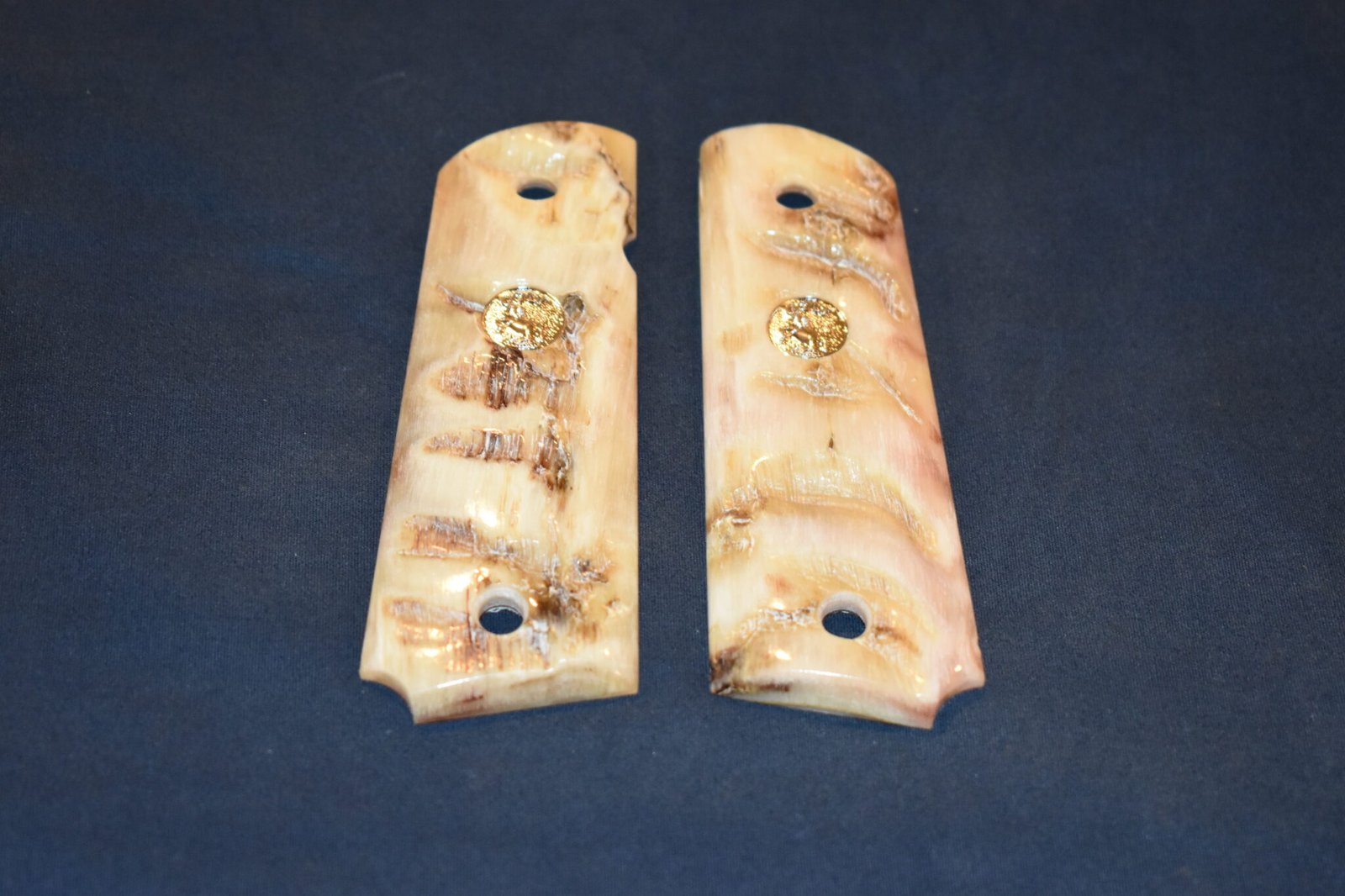 COLT 1911 RAMS HORN GRIPS 1911RH17 - Image 2