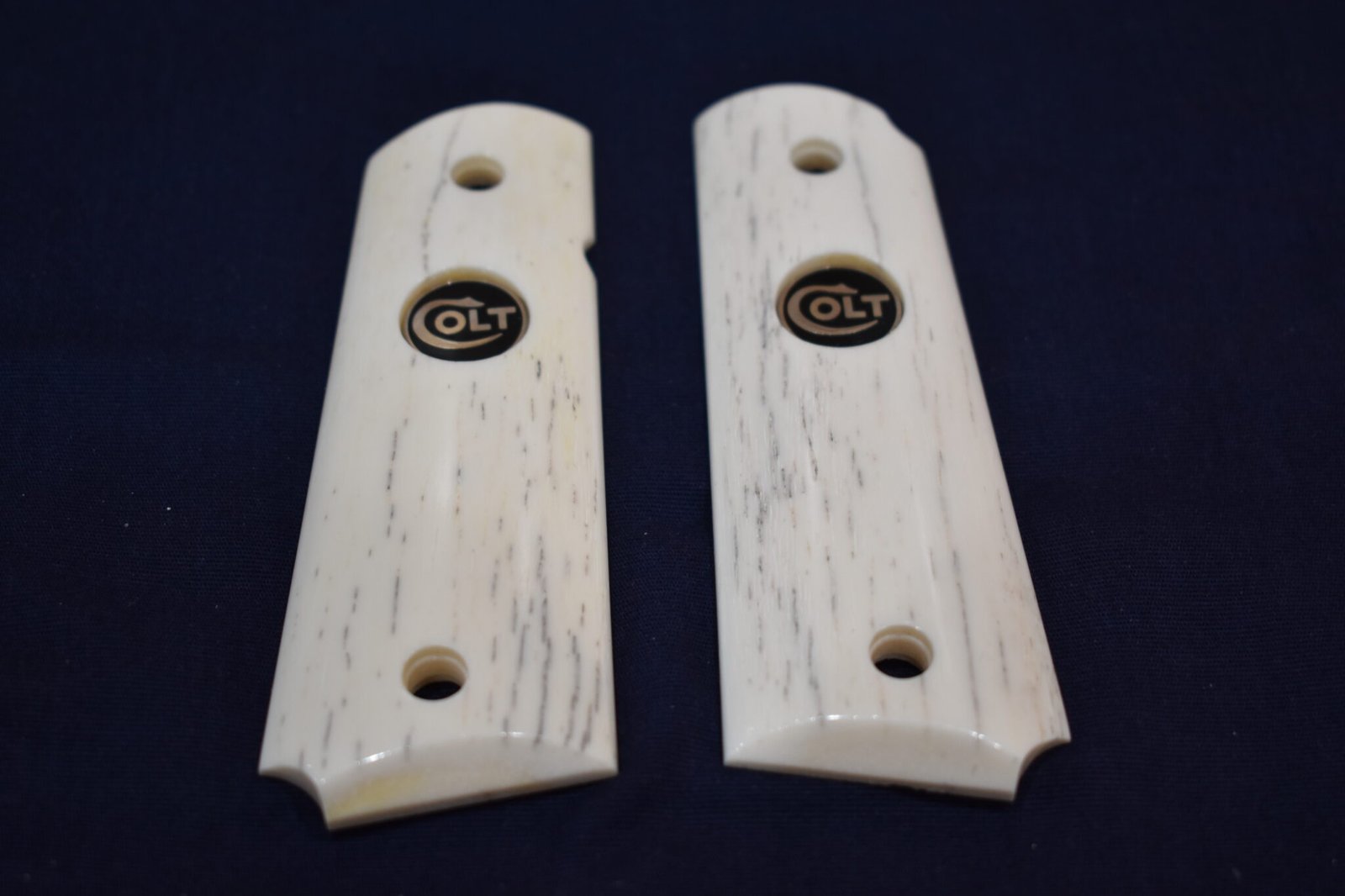COLT 1911 PREMIUM GRADE GIRAFFE BONE GRIPS 1911GB21 - Image 2