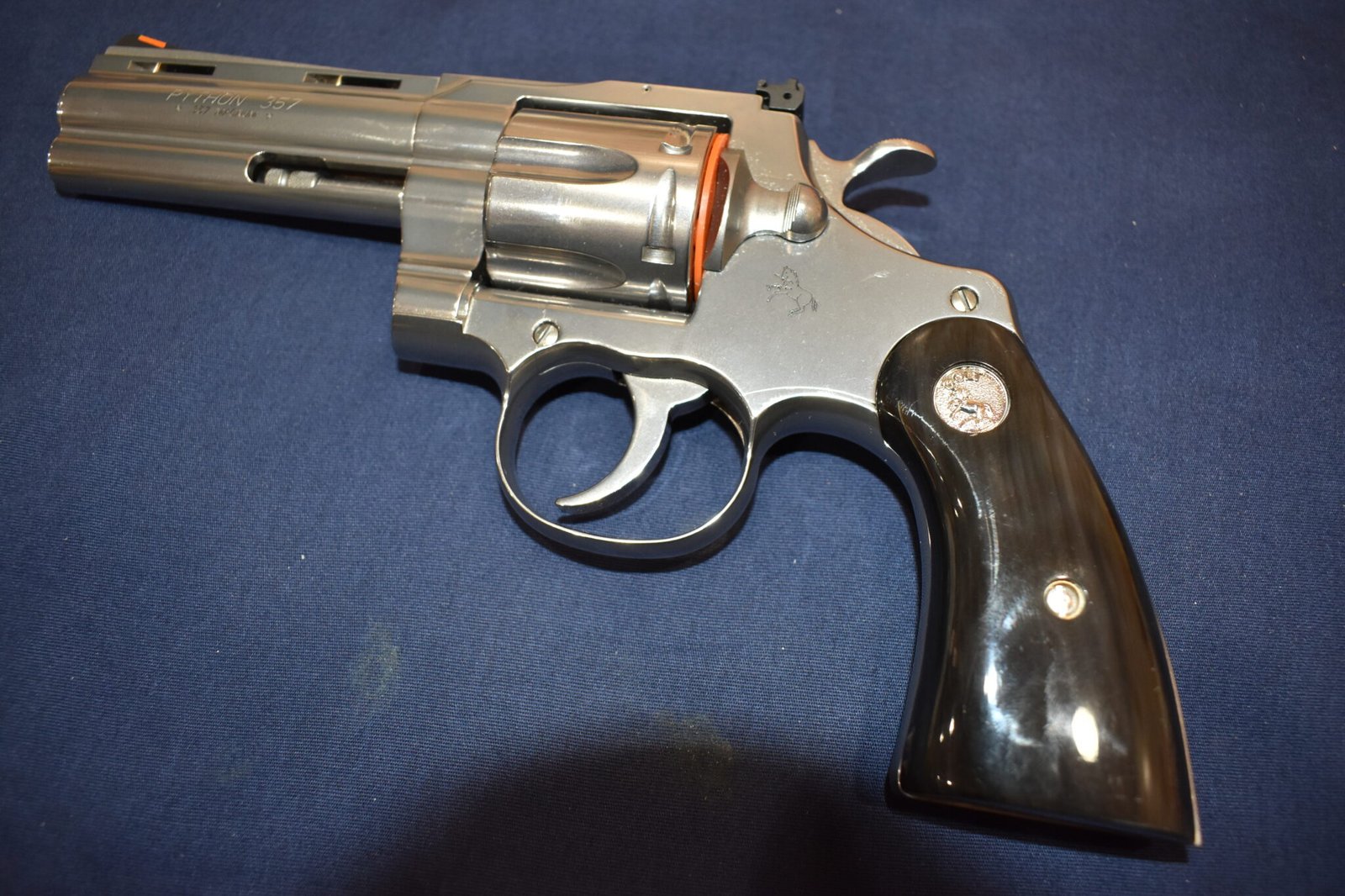 COLT PYTHON PREMIUM GRADE BUFFALO HORN GRIPS CPBH2 - Image 4