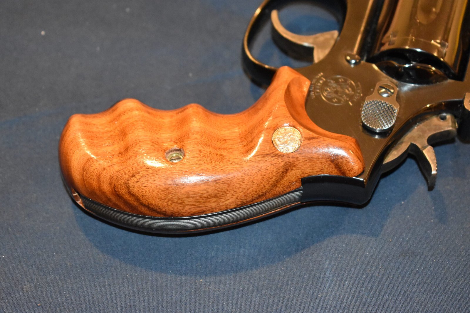 SMITH & WESSON K FRAME FACTORY ROUND BUTT COMBAT GRIPS KRBC1 - Image 5