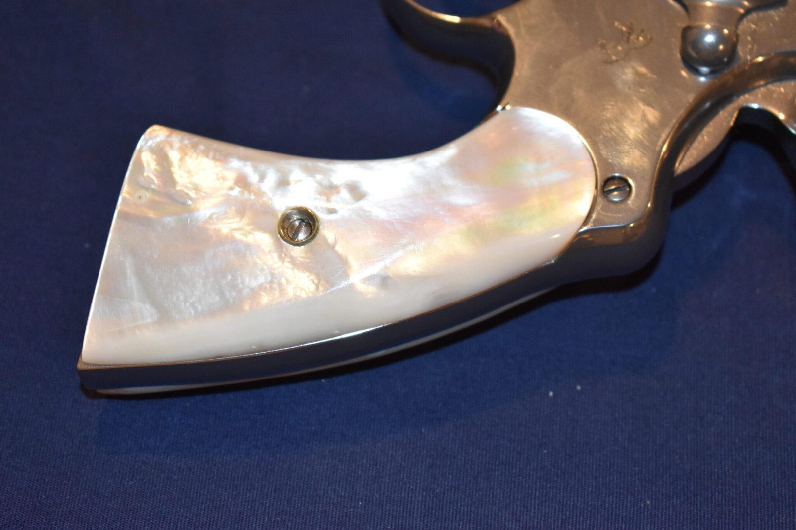 COLT I FRAME MOTHER OF PEARL GRIPS FOR A COLT PYTHON & OFFICER’S MODEL MATCH PCMOP1 - Image 7