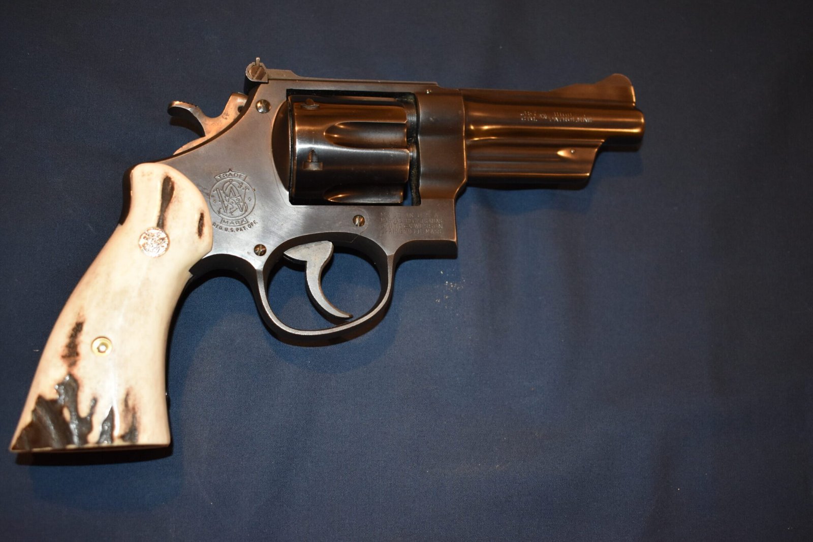 SMITH & WESSON N FRAME SAMBAR STAG GRIPS SWNSS14 - Image 7