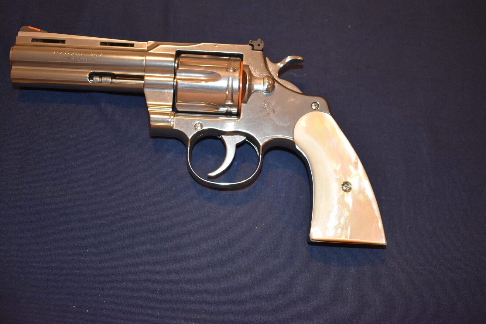 COLT I FRAME MOTHER OF PEARL GRIPS FOR A COLT PYTHON & OFFICER’S MODEL MATCH PCMOP1 - Image 8