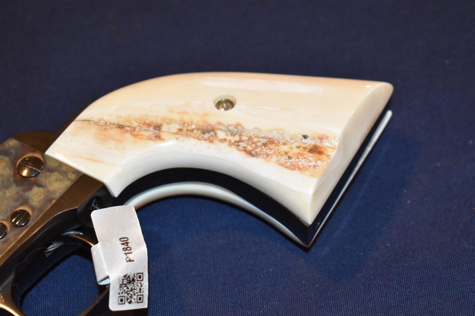 COLT SINGLE ACTION ARMY FOSSILIZED WALRUS IVORY GRIPS SAAFWI1 - Image 12