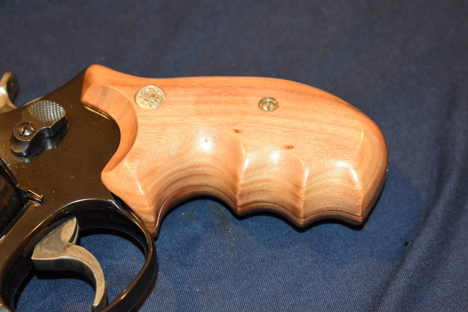 SMITH & WESSON N FRAME ROUND BUTT COMBAT GRIPS SWNRBC4 - Image 12