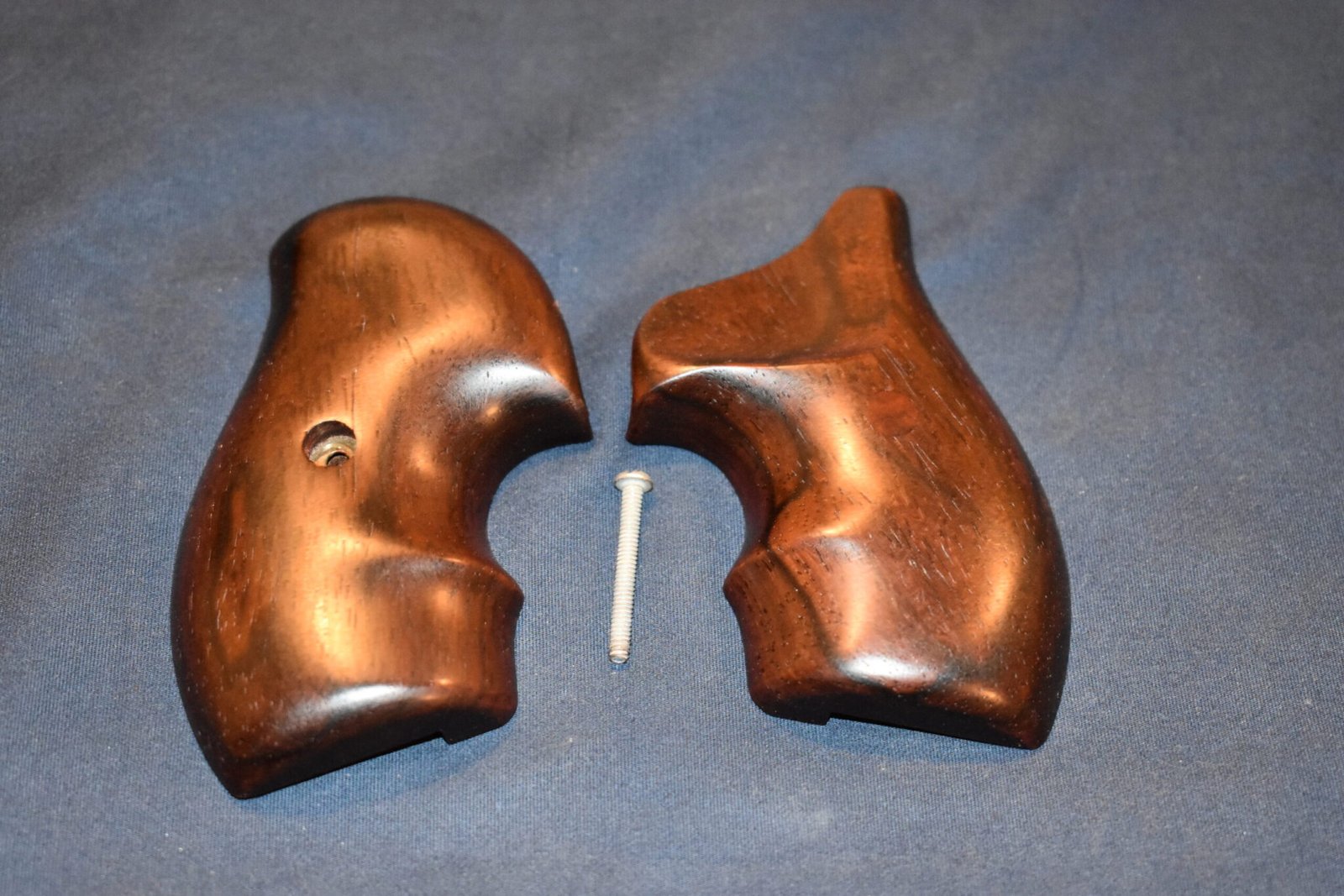 SMITH & WESSON J FRAME CRAIG SPEGEL BOOT GRIPS SWJCS2 - Image 2