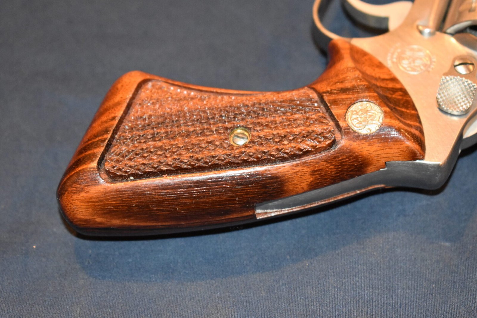 SMITH & WESSON J FRAME TARGET GRIP JT18 - Image 5