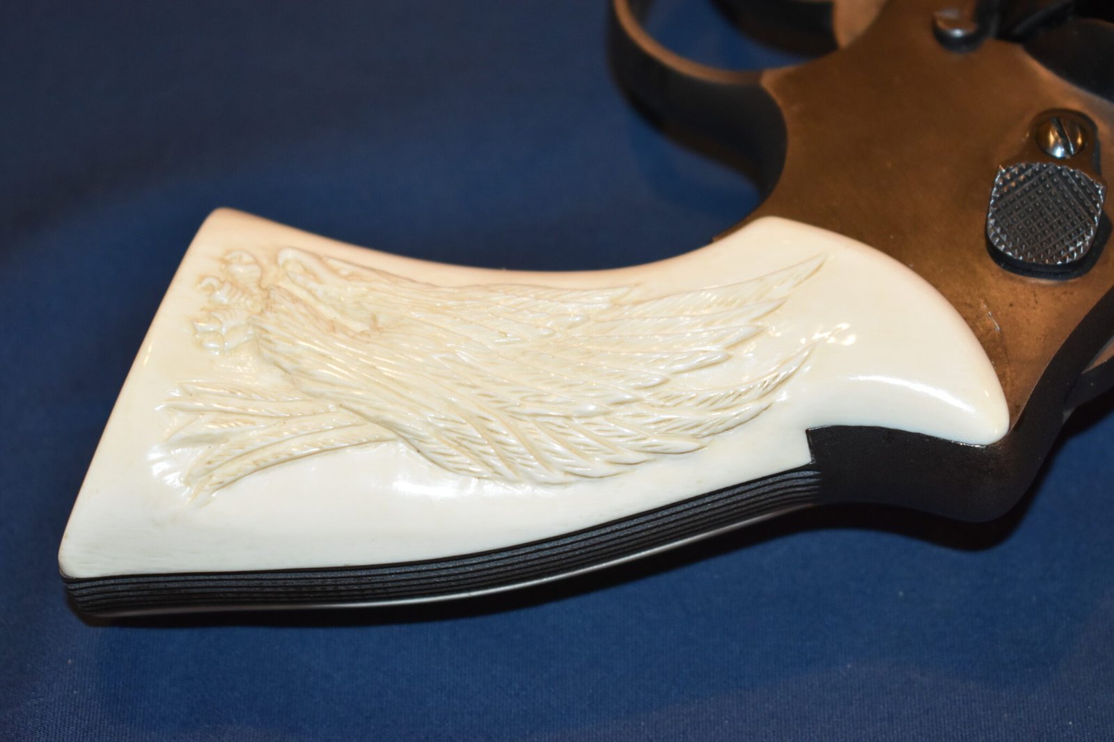 SMITH & WESSON N FRAME CARVED IVORY GRIPS NCI1 OHIO SALES ONLY!!! - Image 5