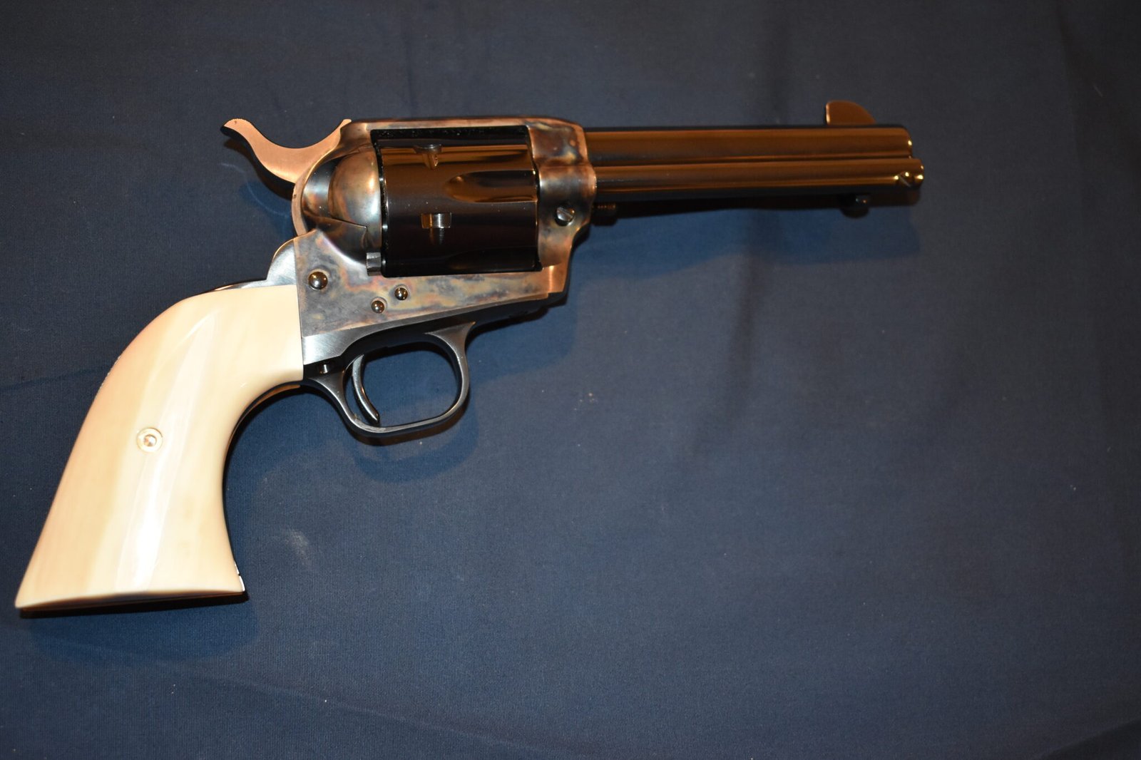 COLT SINGLE ACTION ARMY (S.A.A.) FOSSILIZED WALRUS IVORY GRIPS SAAWI6 - Image 7