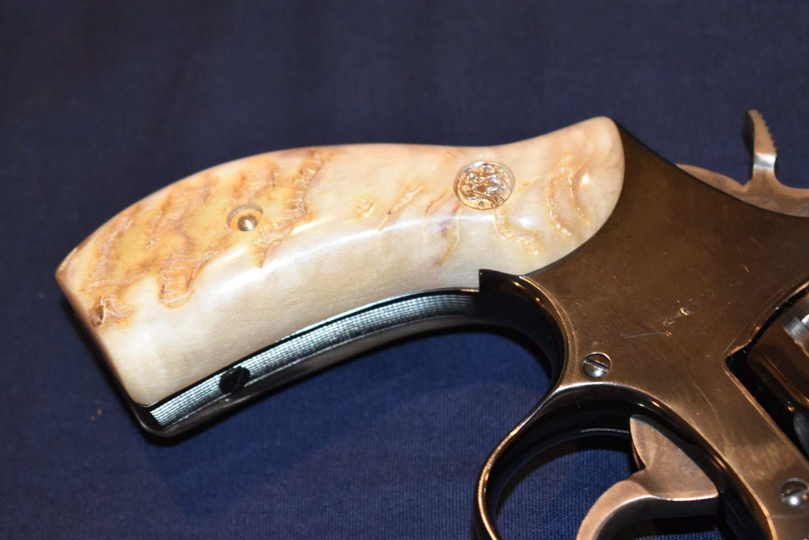SMITH & WESSON K FRAME ROUND BUTT RAMS HORN GRIPS KRBRH3 - Image 11