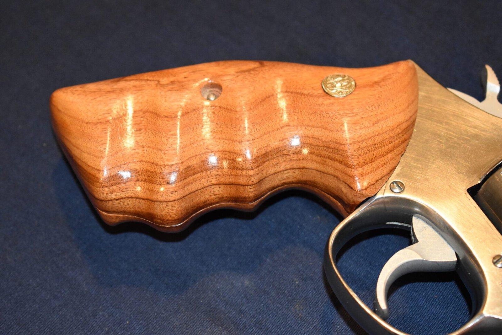 SMITH & WESSON K FRAME SQUARE BUTT FACTORY COMBAT GRIPS KSQC2 - Image 11