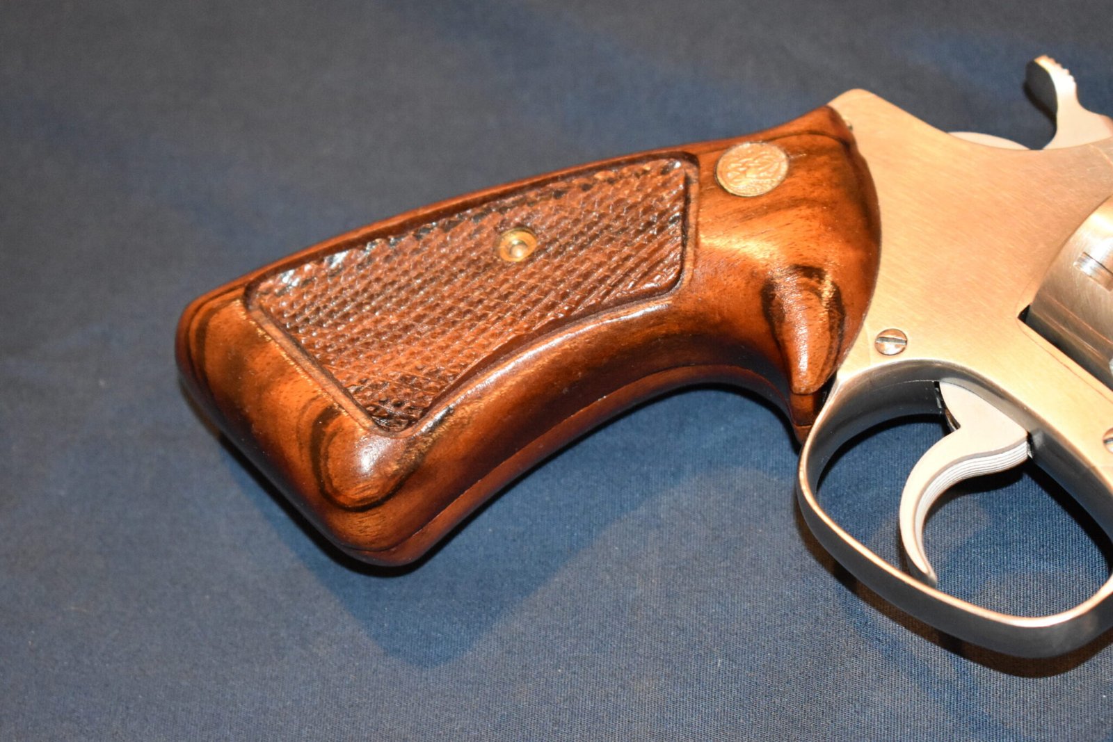 SMITH & WESSON J FRAME TARGET GRIP JT18 - Image 11