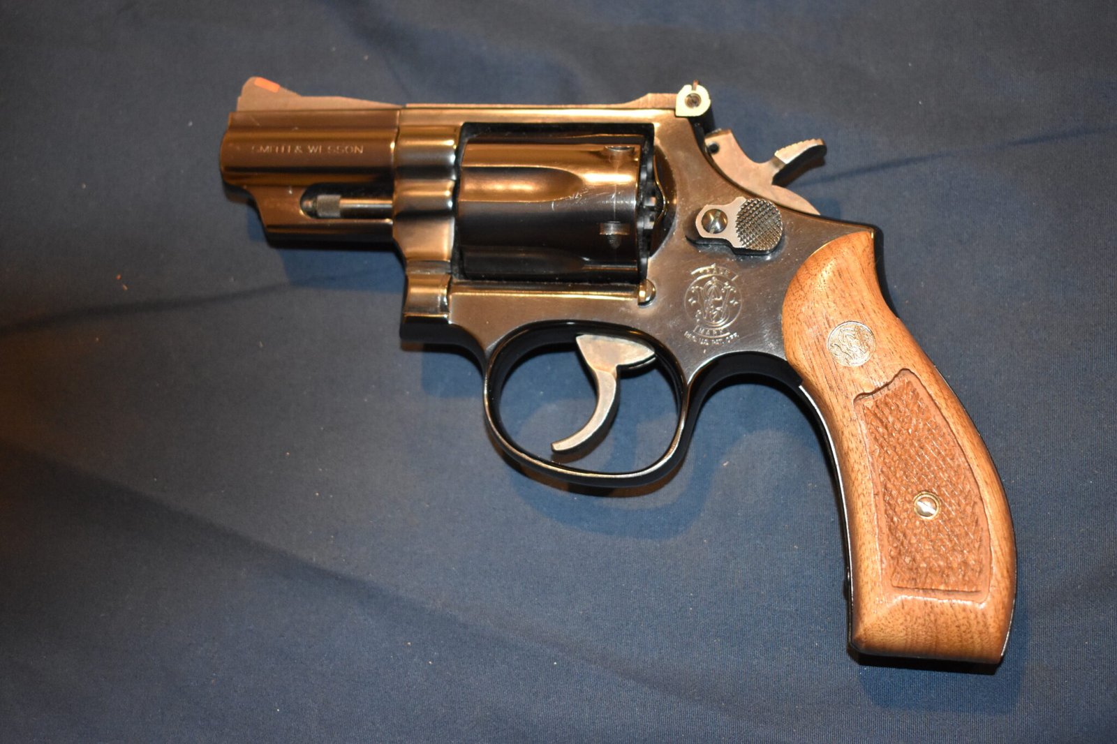 SMITH & WESSON K FRAME SQUARE BUTT FACTORY MAGNA GRIPS KRBM10 - Image 4