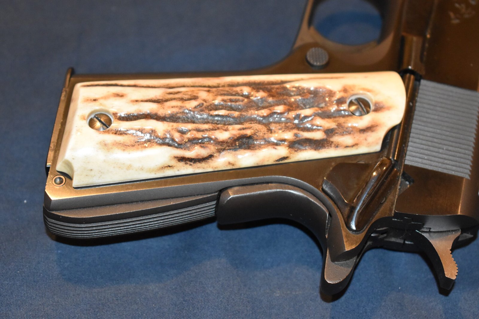 COLT 1911 VINTAGE SAMBAR STAG GRIPS 1911SS39 - Image 5