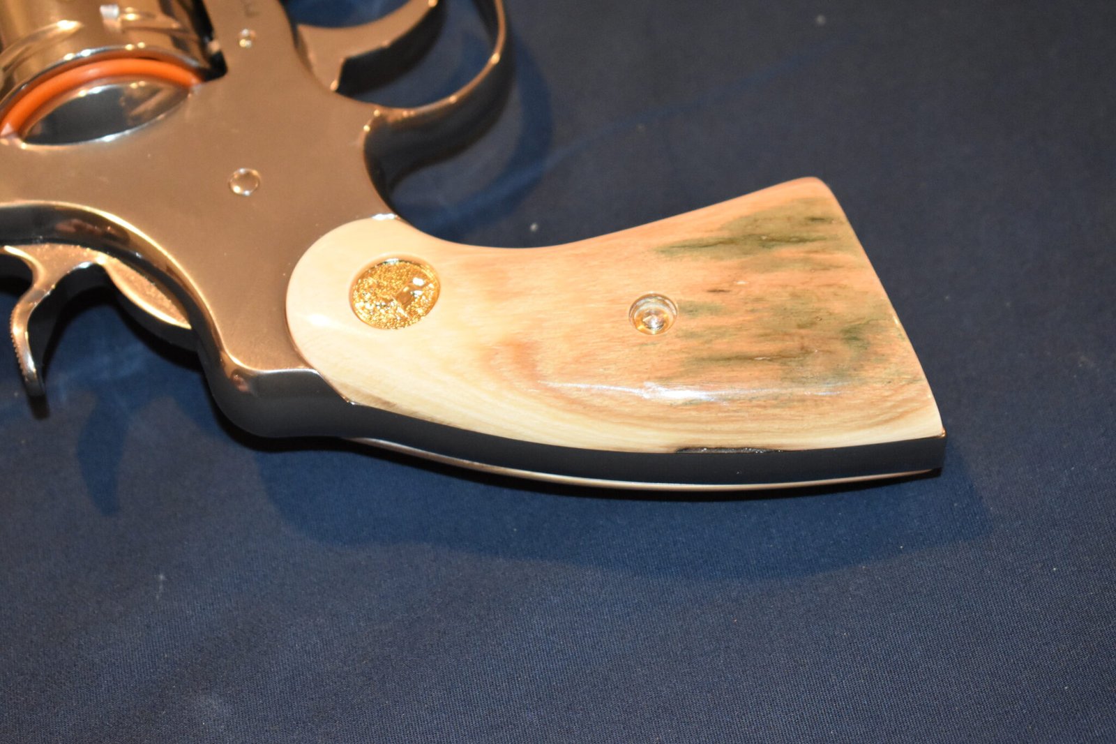 COLT PYTHON / OFFICER'S MODEL MATCH MAMMOTH IVORY GRIPS PMI2 - Image 6