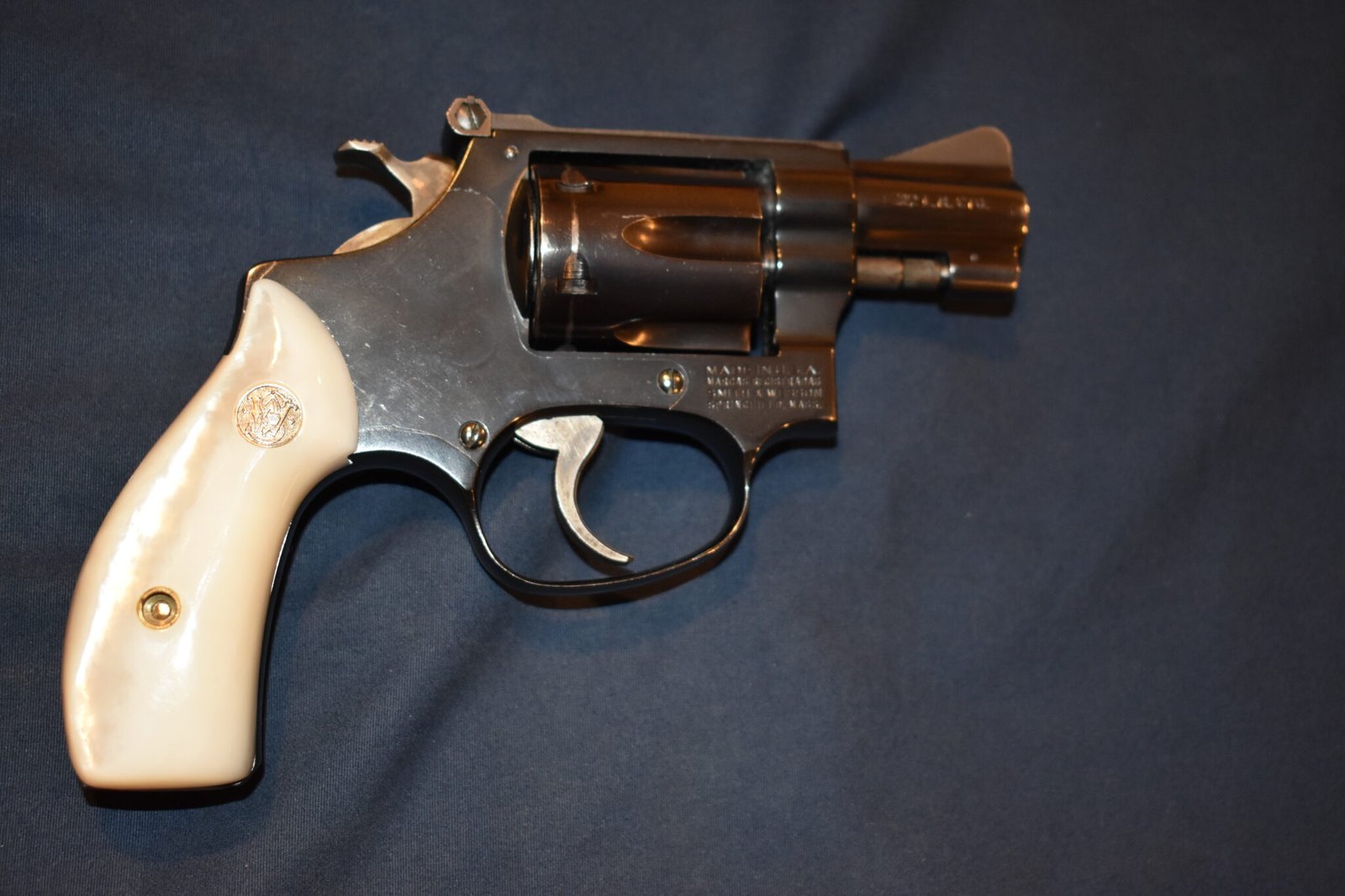 SMITH & WESSON J FRAME MOTHER OF PEARL GRIPS JMOP1 - Image 7