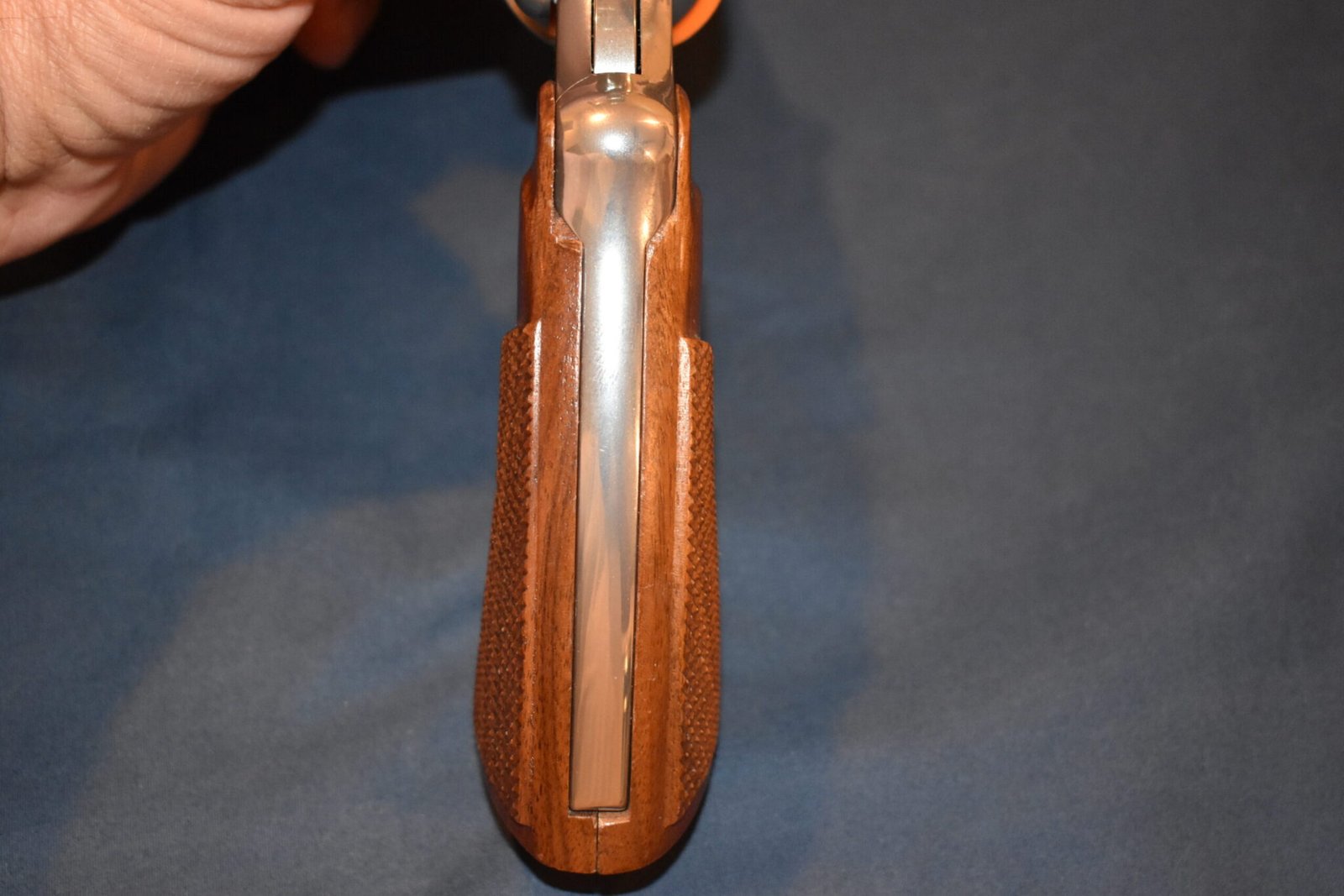 COLT FACTORY I FRAME TARGET GRIPS FOR A COLT PYTHON CPT5 - Image 10