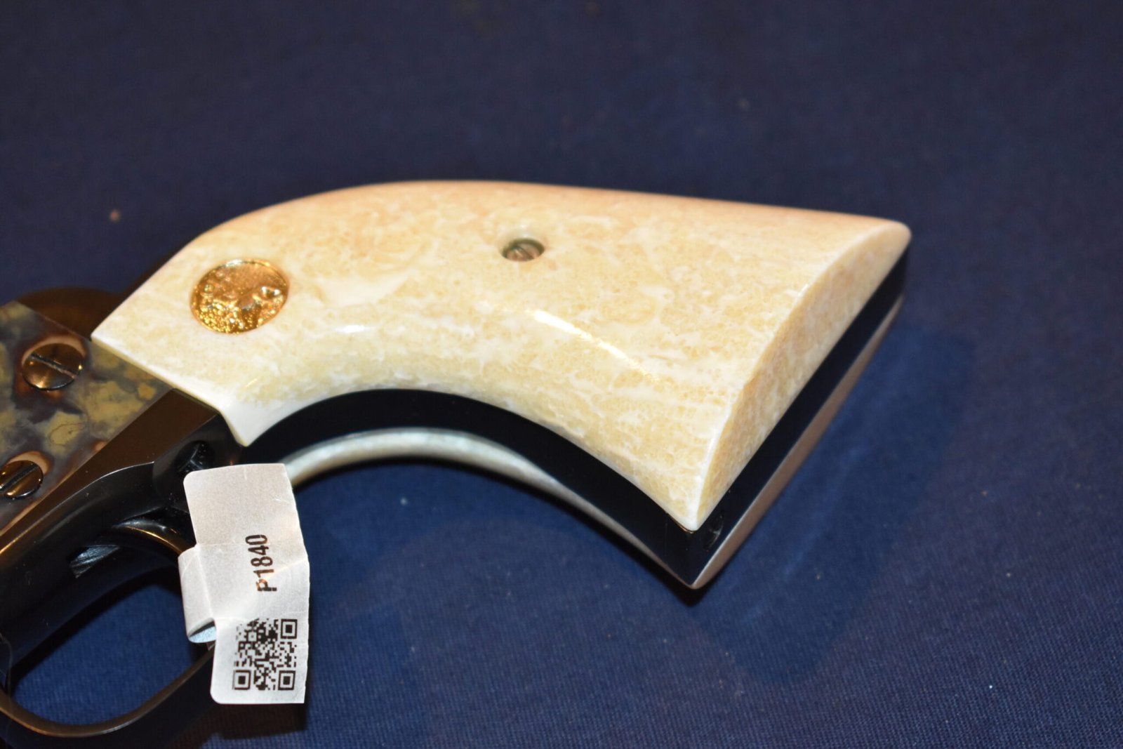 COLT SINGLE ACTION ARMY FOSSILIZED WALRUS IVORY GRIPS SAAFWI3 - Image 12