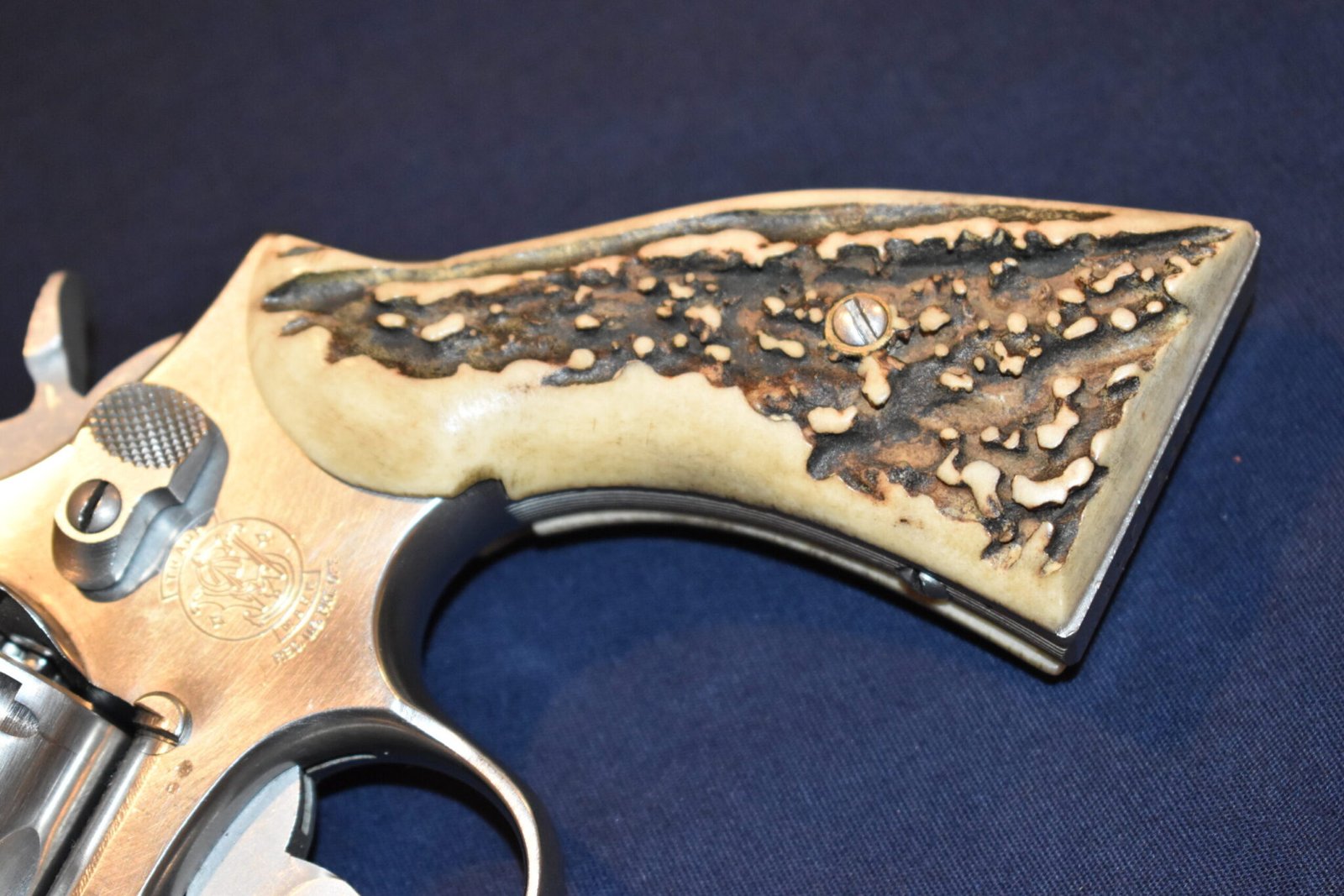 SMITH & WESSON K FRAME SQUARE BUTT VINTAGE SAMBAR STAG GRIPS KSQSS11 - Image 12