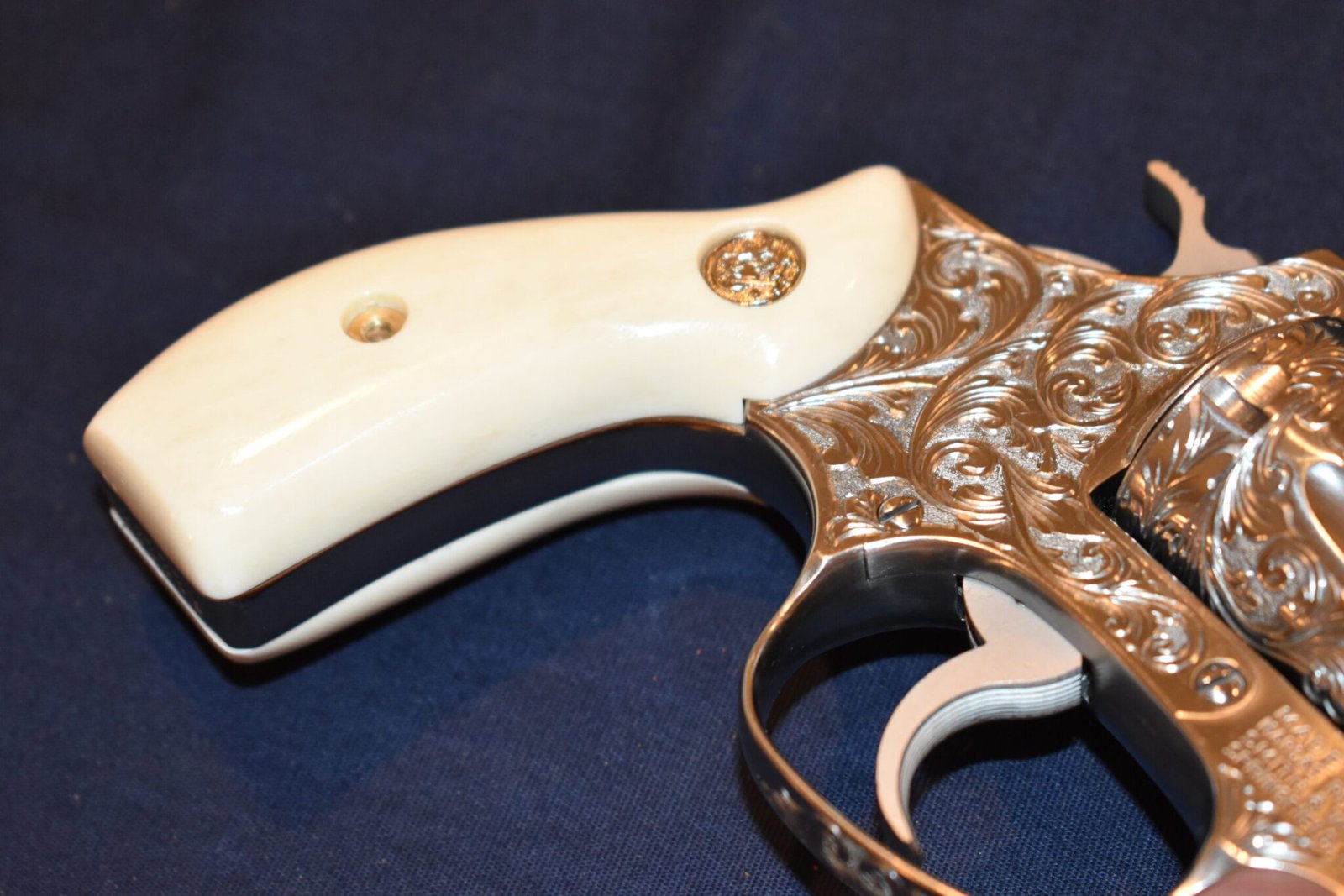 SMITH & WESSON J FRAME PREMIUM GRADE GIRAFFE BONE GRIPS JGB8 - Image 11