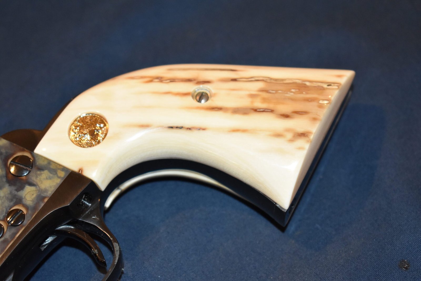 COLT SINGLE ACTION ARMY (S.A.A.) MAMMOTH IVORY GRIPS SAAMI3 - Image 13