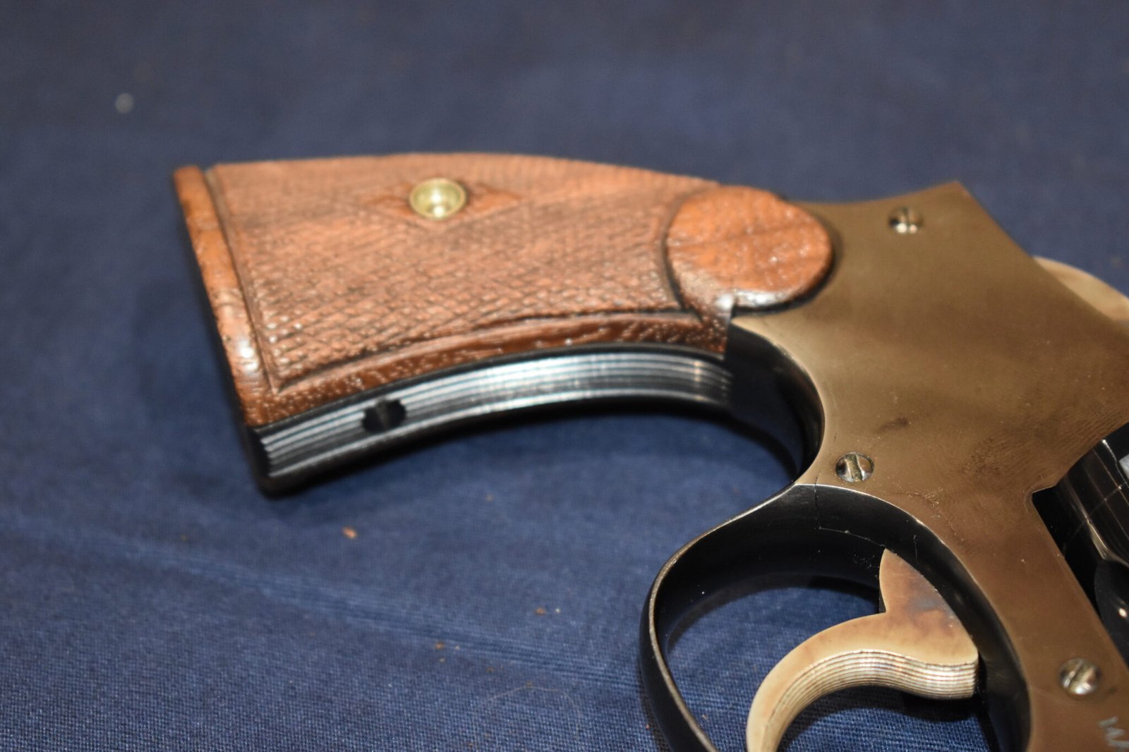 SMITH & WESSON K FRAME PRE-WAR SERVICE GRIPS WITH BRASS MEDALLIONS KPWS5 - Image 11