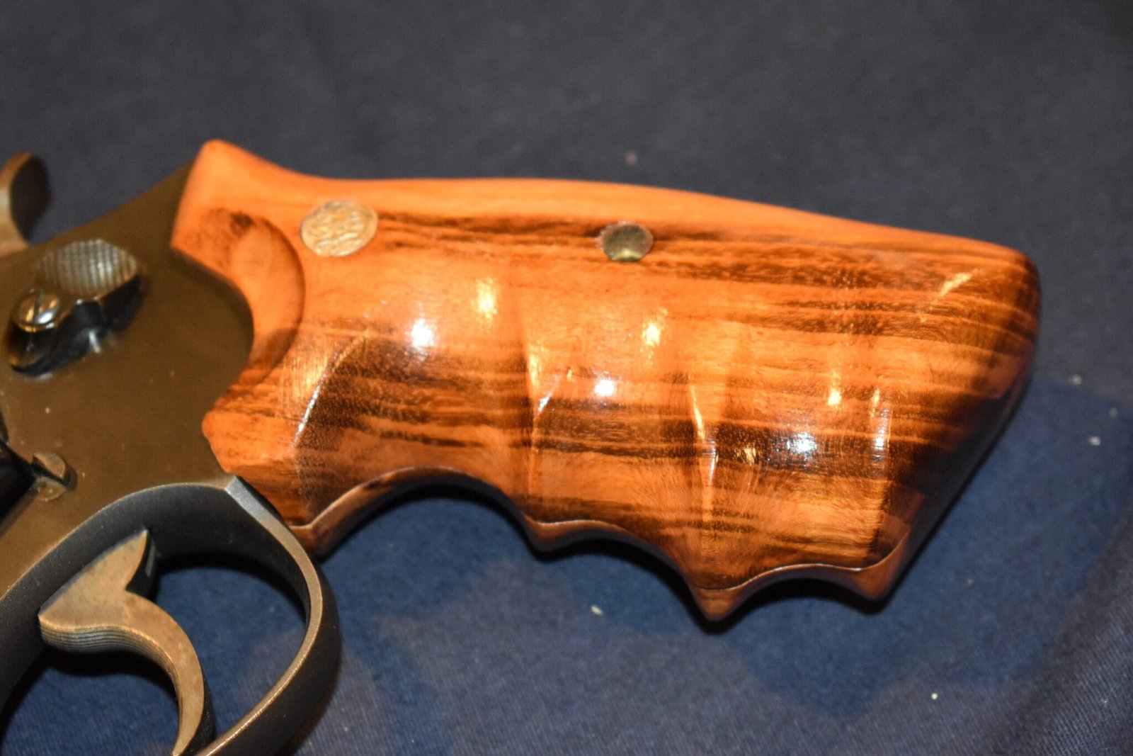 SMITH & WESSON N FRAME SQUARE BUTT COMBAT GRIPS SWNSQBC4 - Image 12