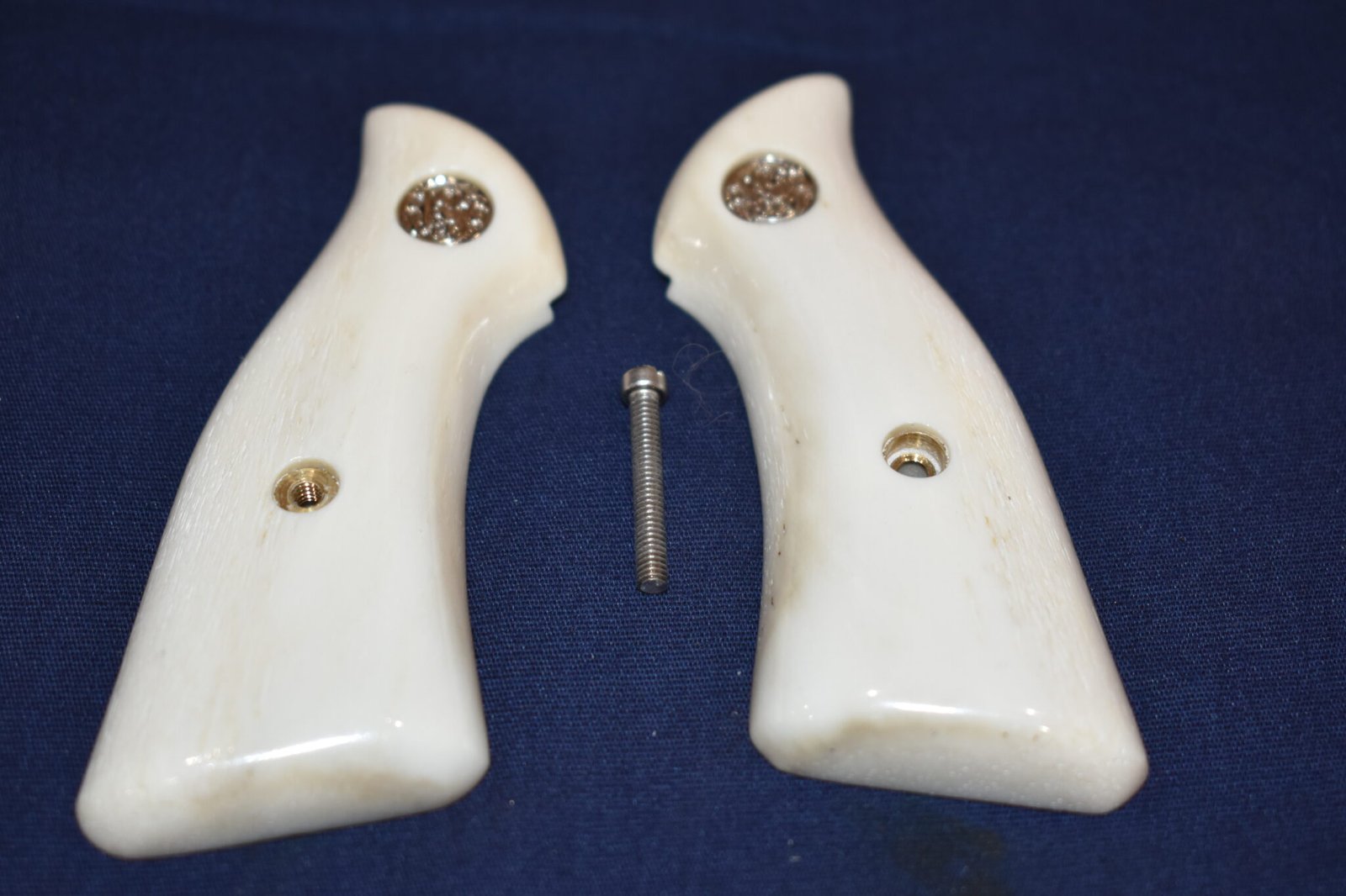 SMITH & WESSON J FRAME GIRAFFE BONE GRIPS JSQGB3 - Image 2