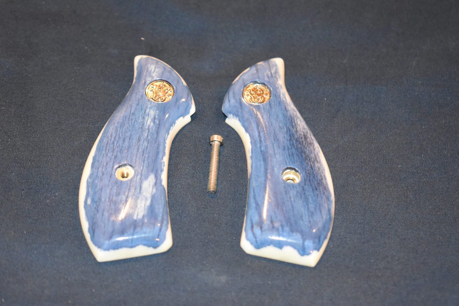 SMITH & WESSON J FRAME GIRAFFE BONE GRIPS JGB13 - Image 2
