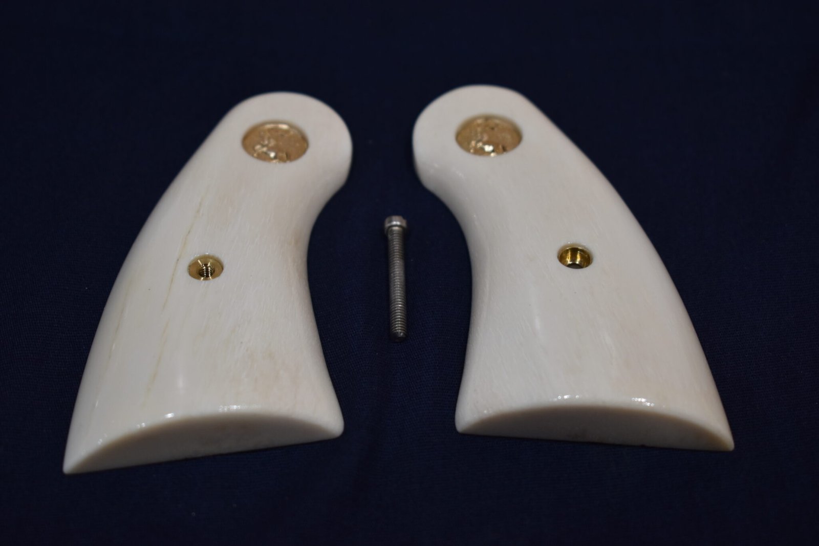 COLT PYTHON PREMIUM GRADE GIRAFFE BONE GRIPS CPGB14 - Image 2