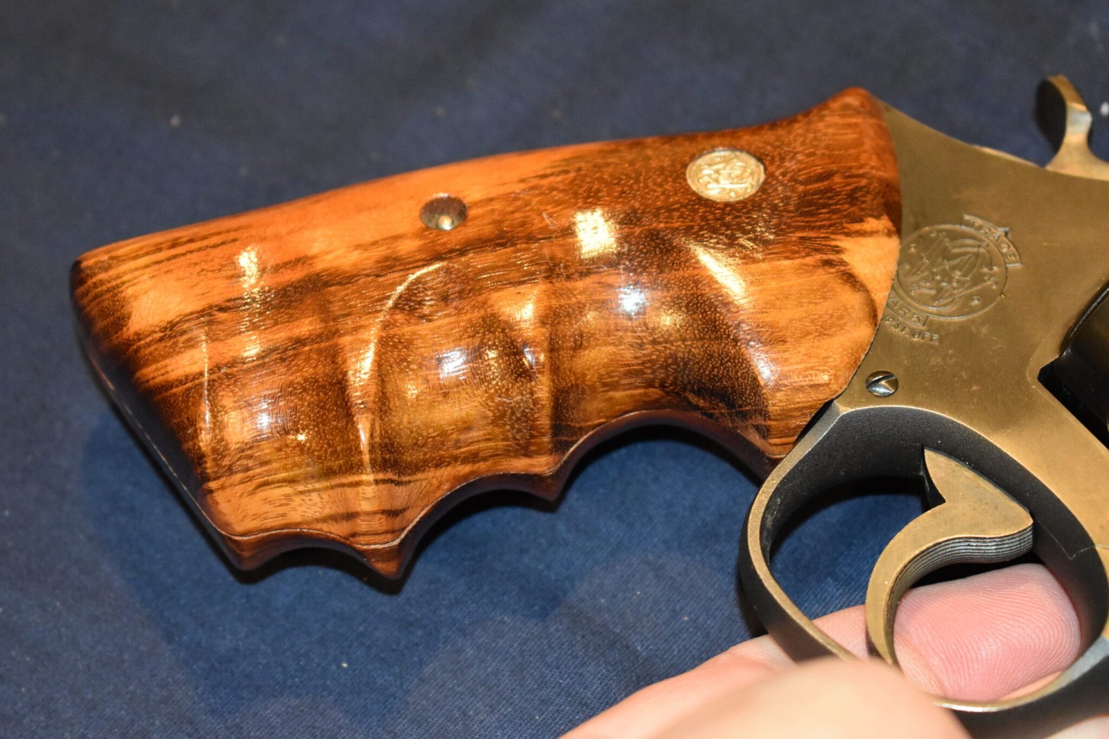 SMITH & WESSON N FRAME SQUARE BUTT COMBAT GRIPS SWNSQBC4 - Image 10