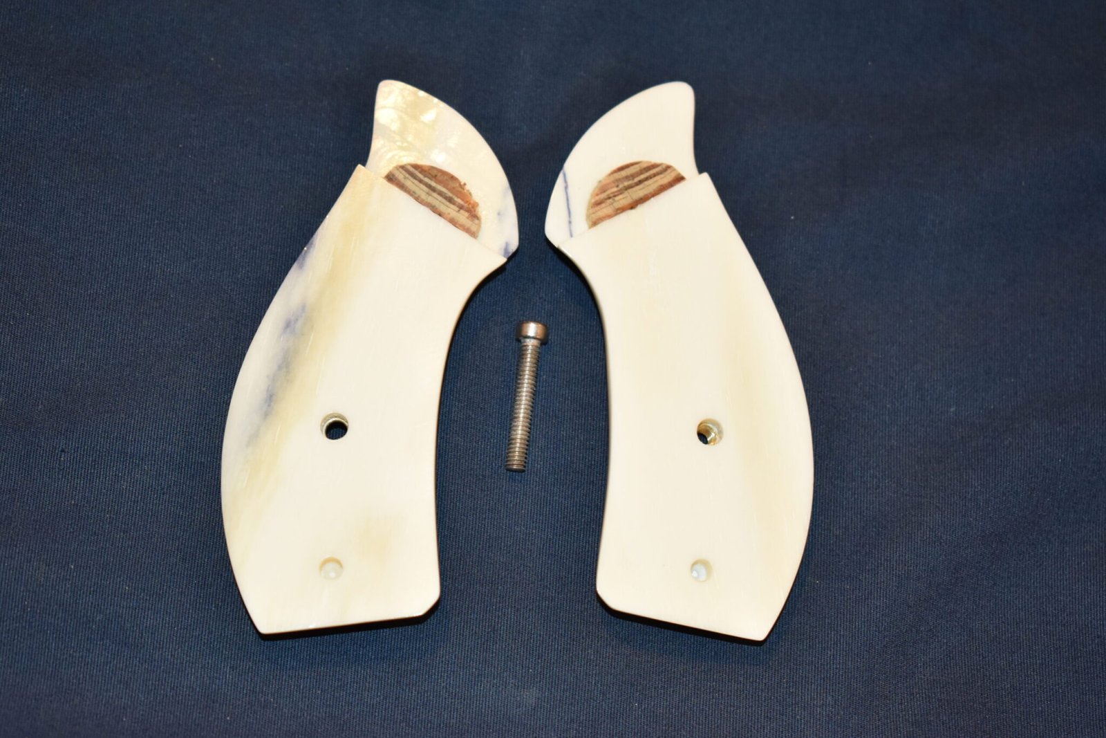 SMITH & WESSON J FRAME GIRAFFE BONE GRIPS JGB13 - Image 3
