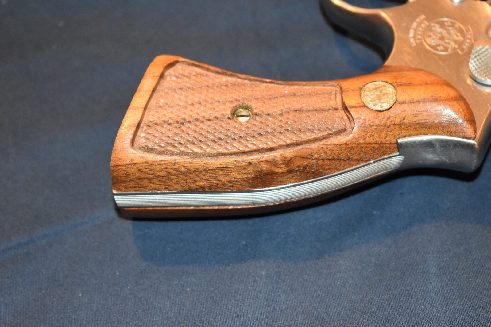 SMITH & WESSON K FRAME SQUARE BUTT MAGNA GRIPS KSQM11 - Image 5