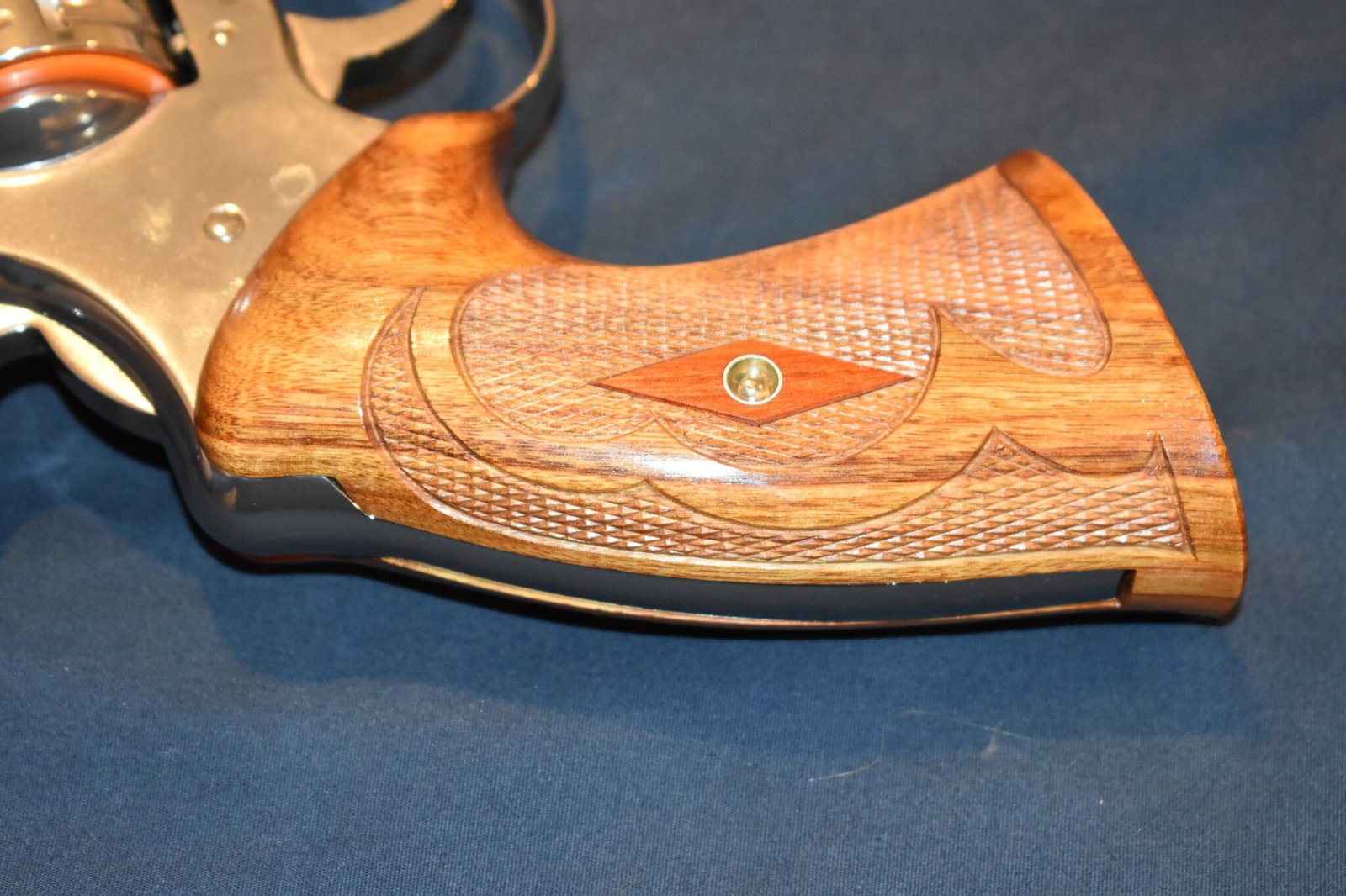 KEITH BROWN COLT PYTHON ROPER STYLE GRIPS KBCP3 - Image 6