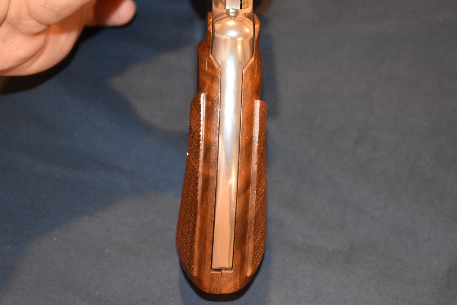 COLT FACTORY I FRAME TARGET GRIPS FOR A COLT PYTHON CPT6 - Image 10