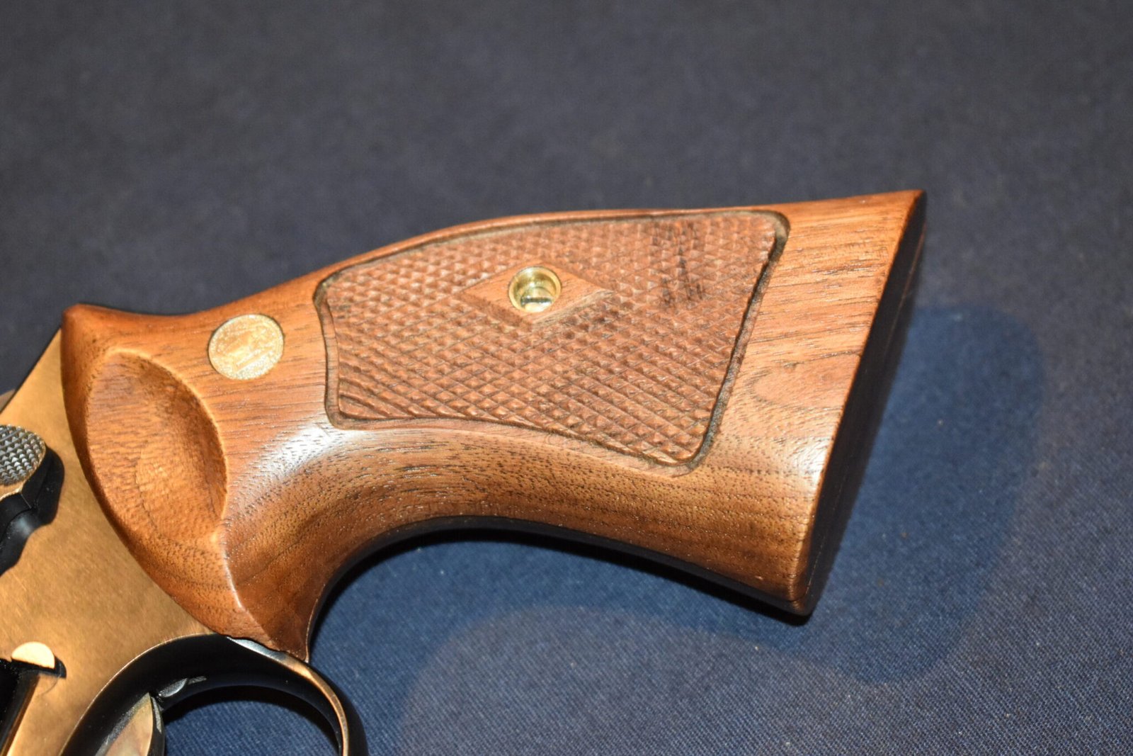 SMITH & WESSON K FRAME FACTORY DIAMOND TARGET GRIPS KDT8 - Image 12