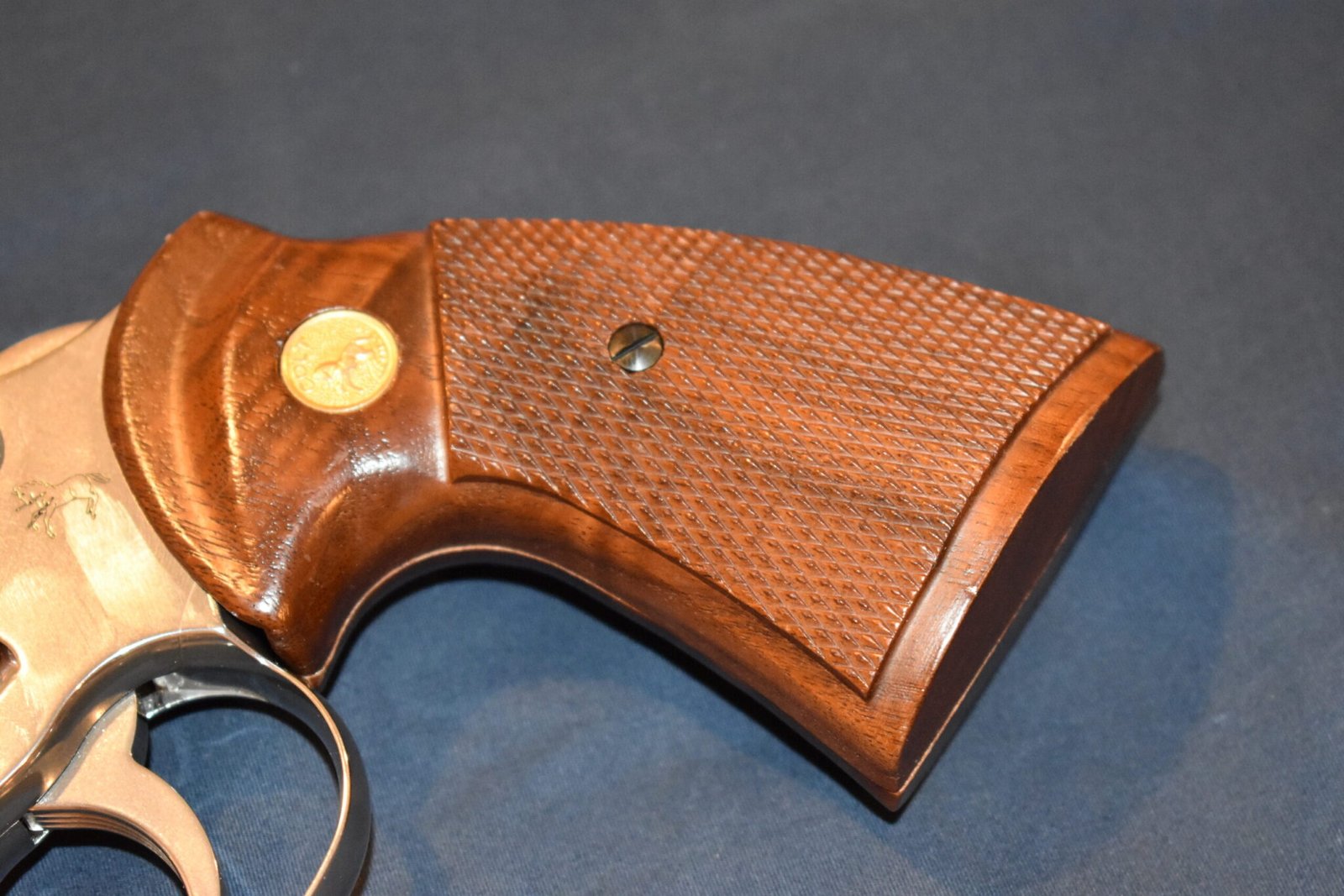 COLT FACTORY I FRAME TARGET GRIPS FOR A COLT PYTHON CPT6 - Image 12