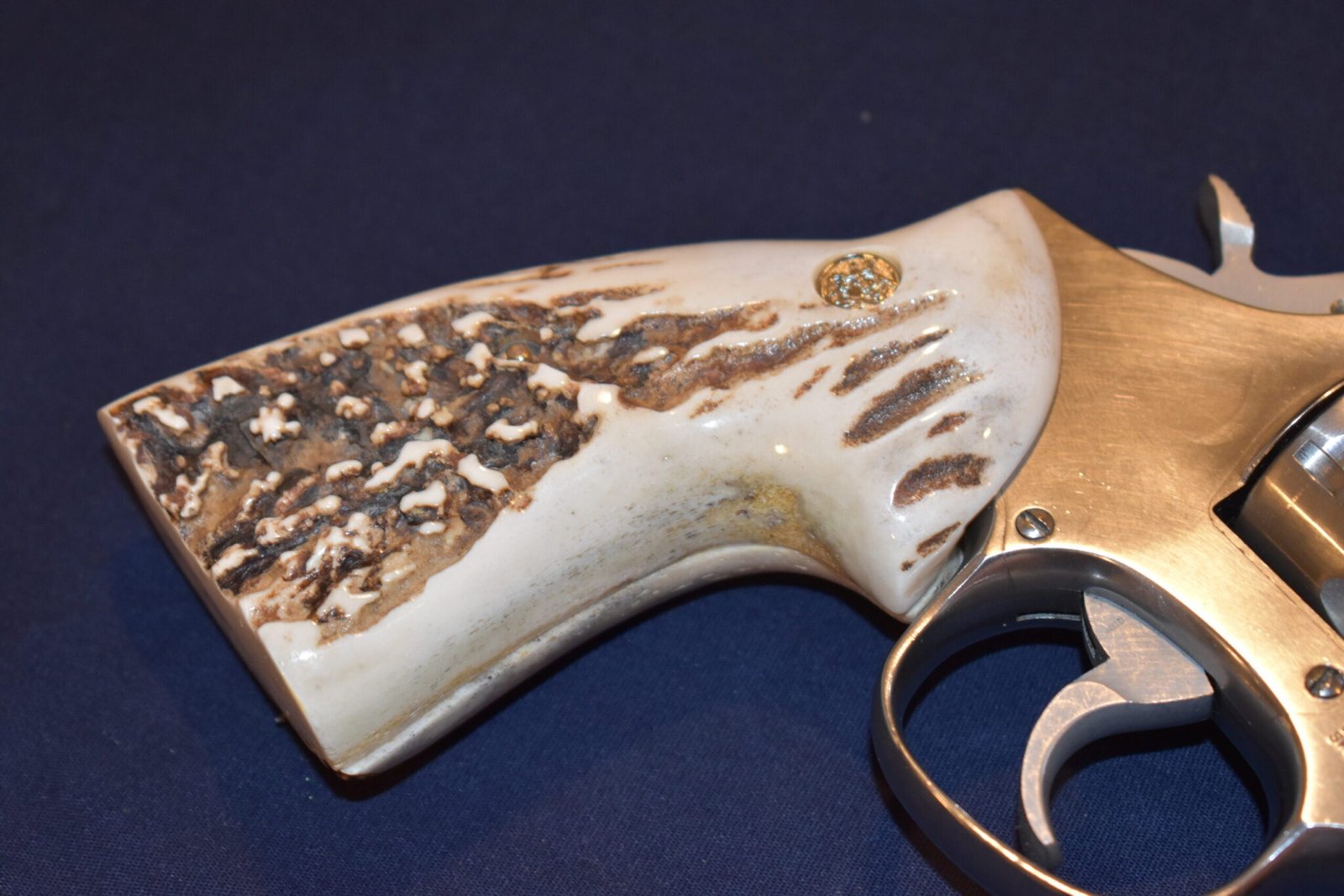 SMITH & WESSON K FRAME TARGET SQUARE BUTT SAMBAR STAG GRIPS KSQSS12 - Image 11