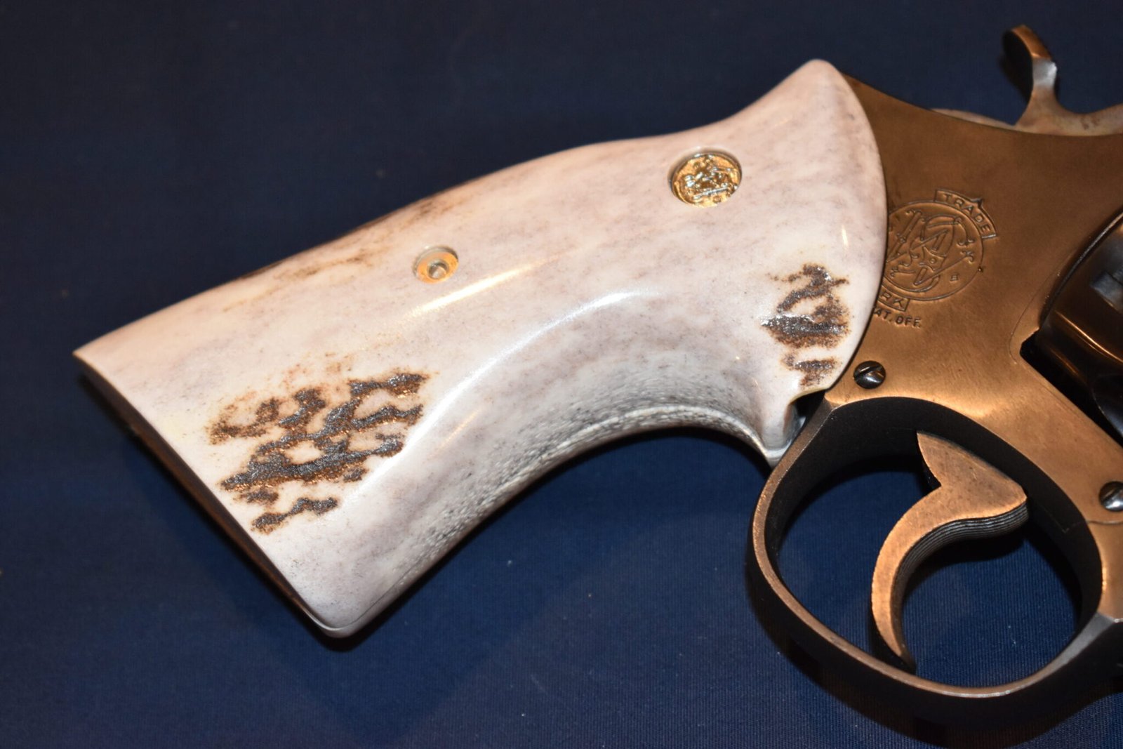 SMITH & WESSON N FRAME TARGET ELK STAG GRIPS SWNTS1 - Image 11