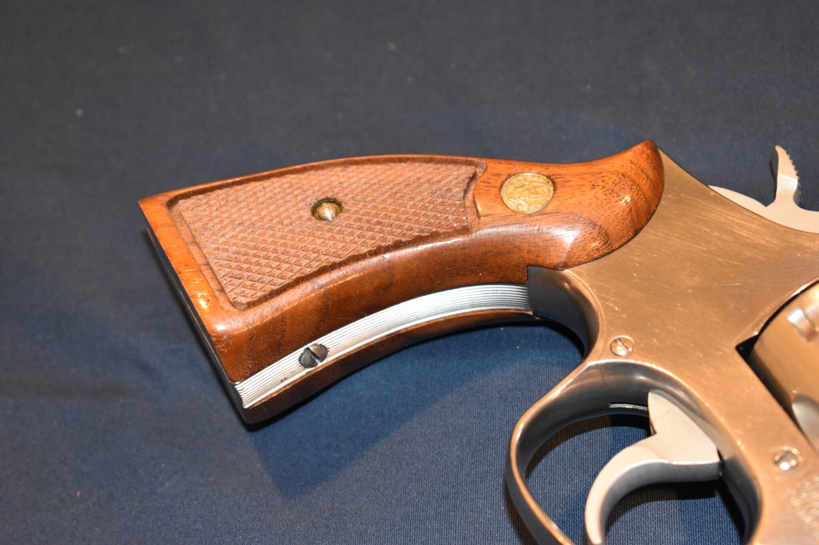 SMITH & WESSON K FRAME SQUARE BUTT MAGNA GRIPS KSQM11 - Image 11