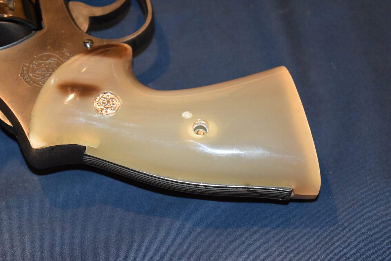 SMITH & WESSON N FRAME TARGET BUFFALO HORN GRIPS SWNTBH1 - Image 6