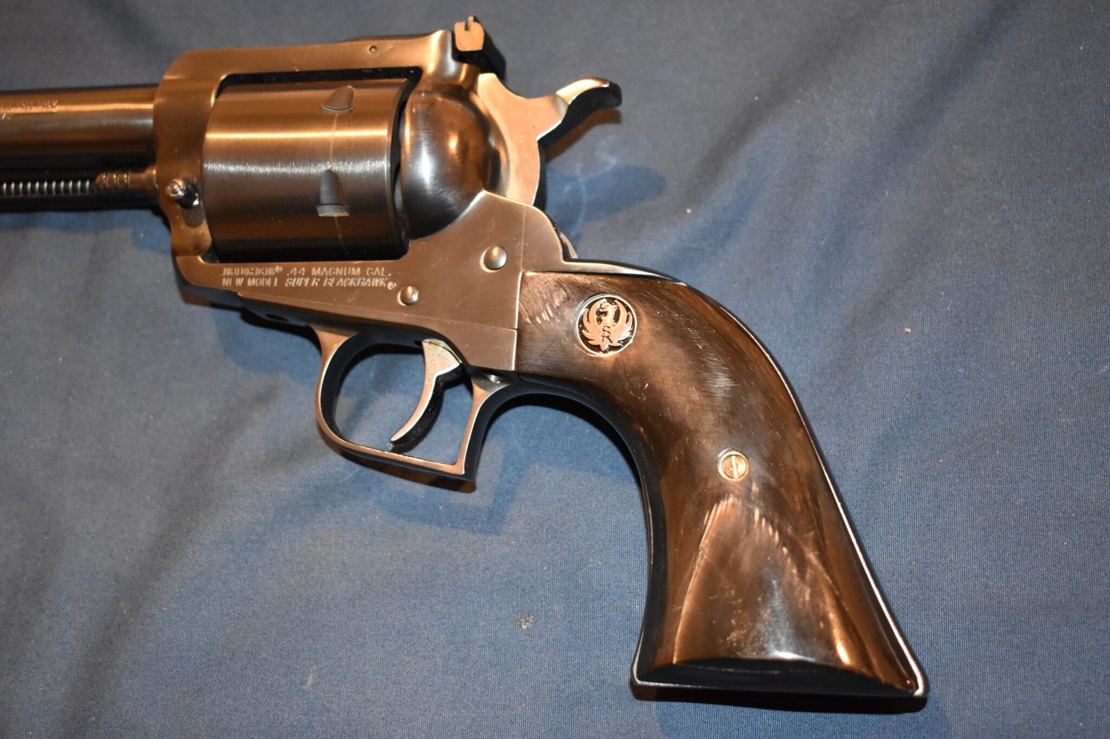 RUGER SUPER BLACKHAWK BUFFALO HORN GRIPS RSBHBH1 - Image 4