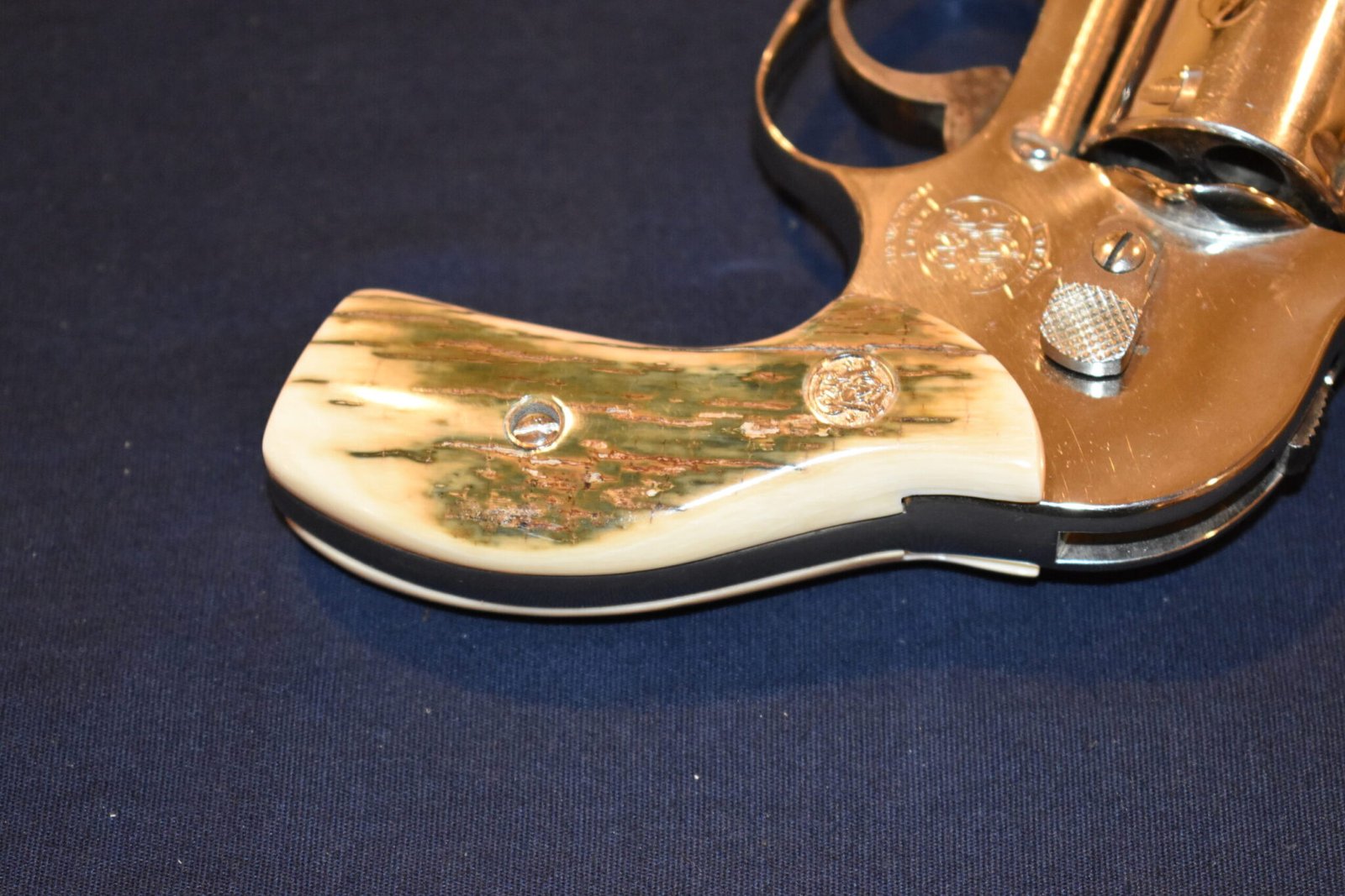 SMITH & WESSON J FRAME MAMMOTH IVORY GRIPS JMI6 - Image 5