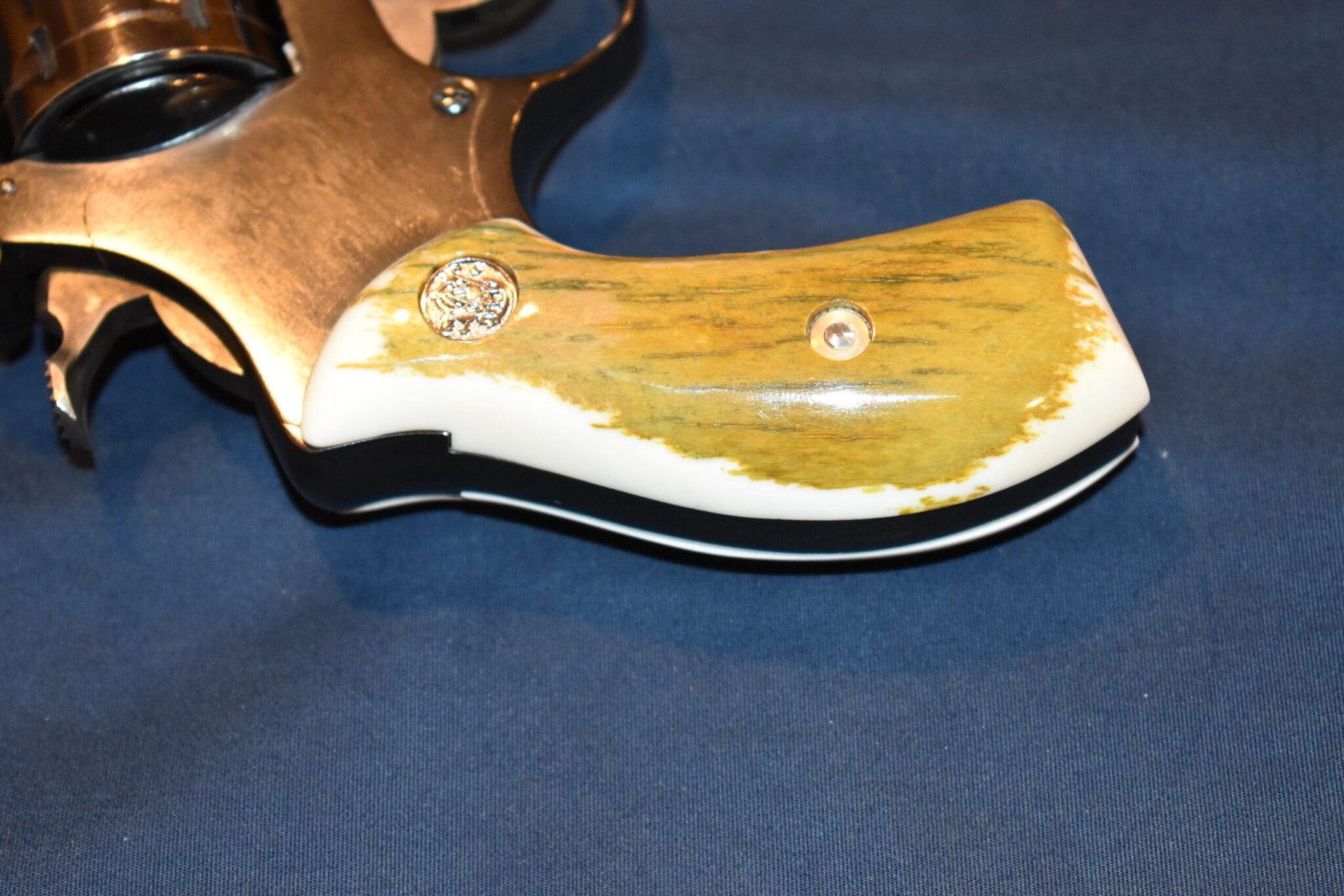 SMITH & WESSON J FRAME PREMIUM GRADE GIRAFFE BONE GRIPS JGB14 - Image 6