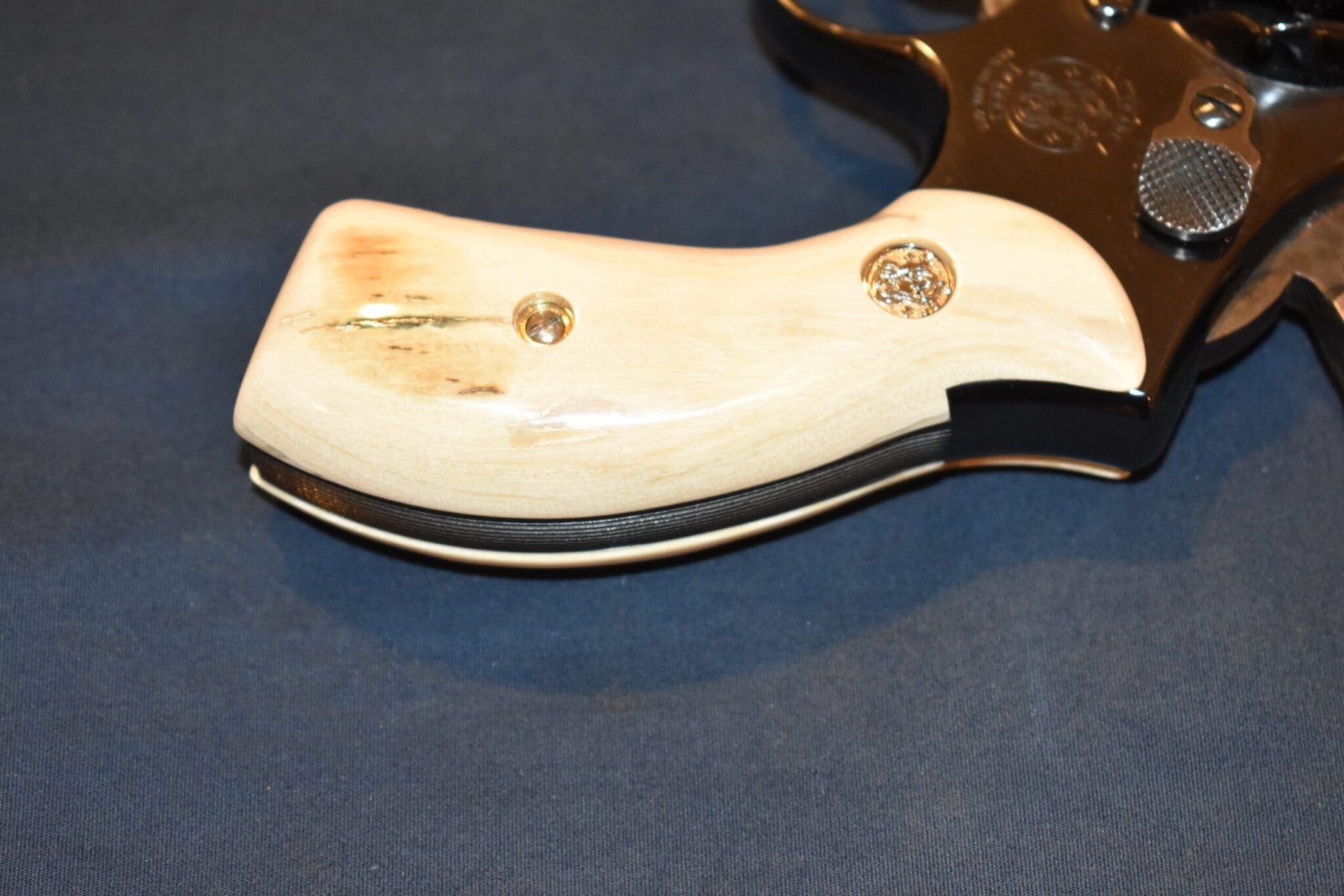 SMITH & WESSON K OR L FRAME MAMMOTH IVORY GRIPS KRBMI1 - Image 5