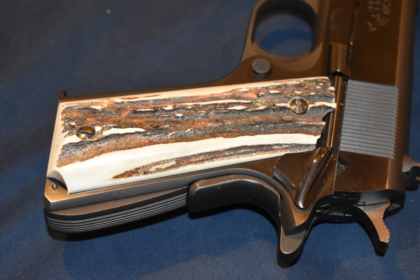COLT 1911 VINTAGE SAMBAR STAG GRIPS 1911SS38 - Image 6