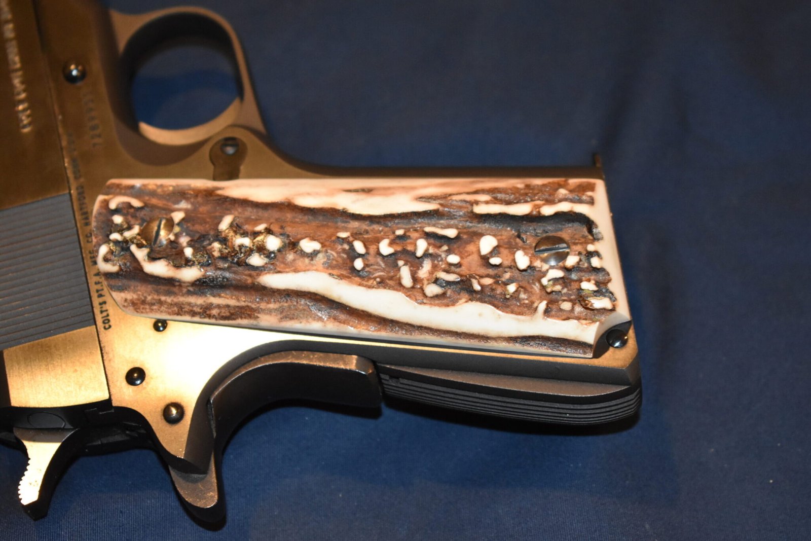 COLT 1911 VINTAGE SAMBAR STAG GRIPS 1911SS38 - Image 5