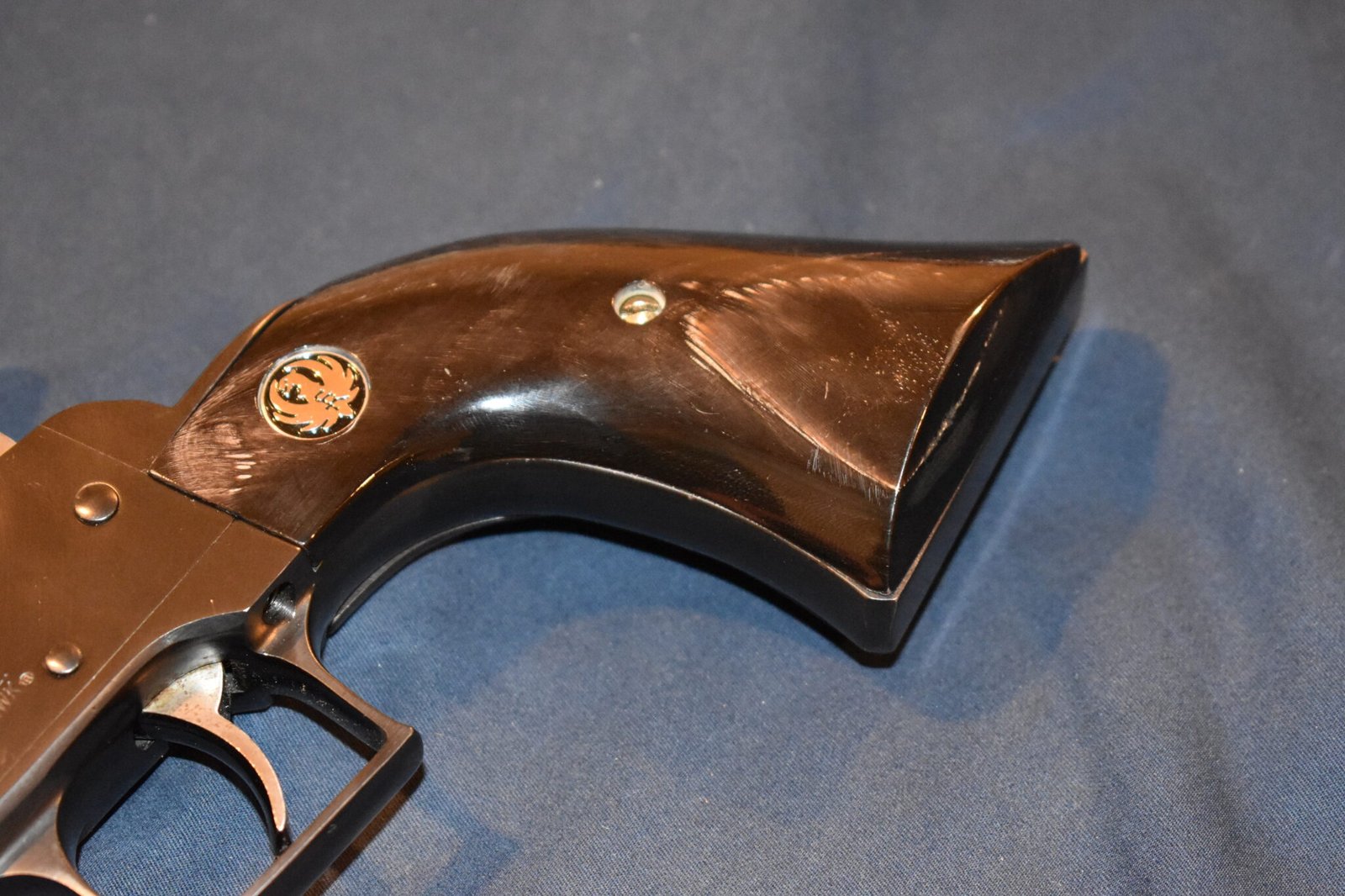 RUGER SUPER BLACKHAWK BUFFALO HORN GRIPS RSBHBH1 - Image 12