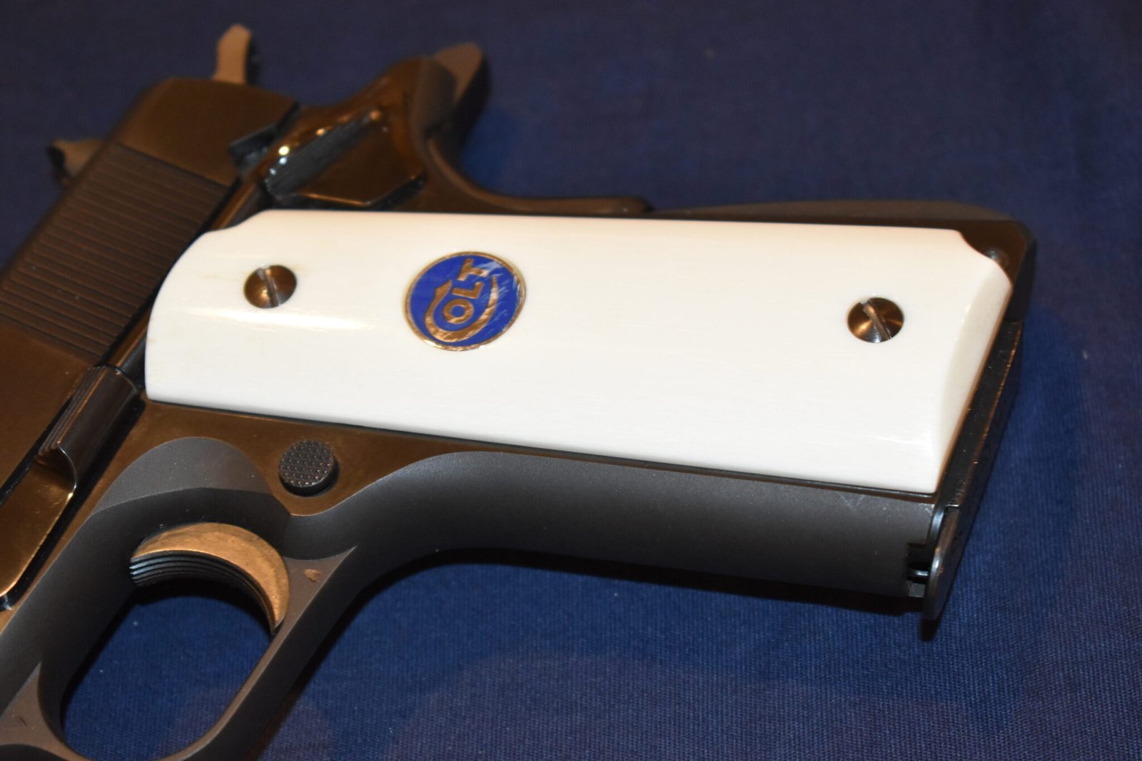COLT 1911 PREMIUM GRADE GIRAFFE BONE GRIPS 1911GB17 - Image 12