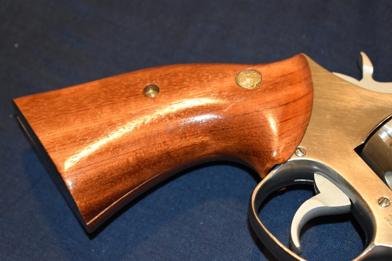 SMITH & WESSON FACTORY K FRAME PRESENTATION TARGET GRIPS KPT13 - Image 11